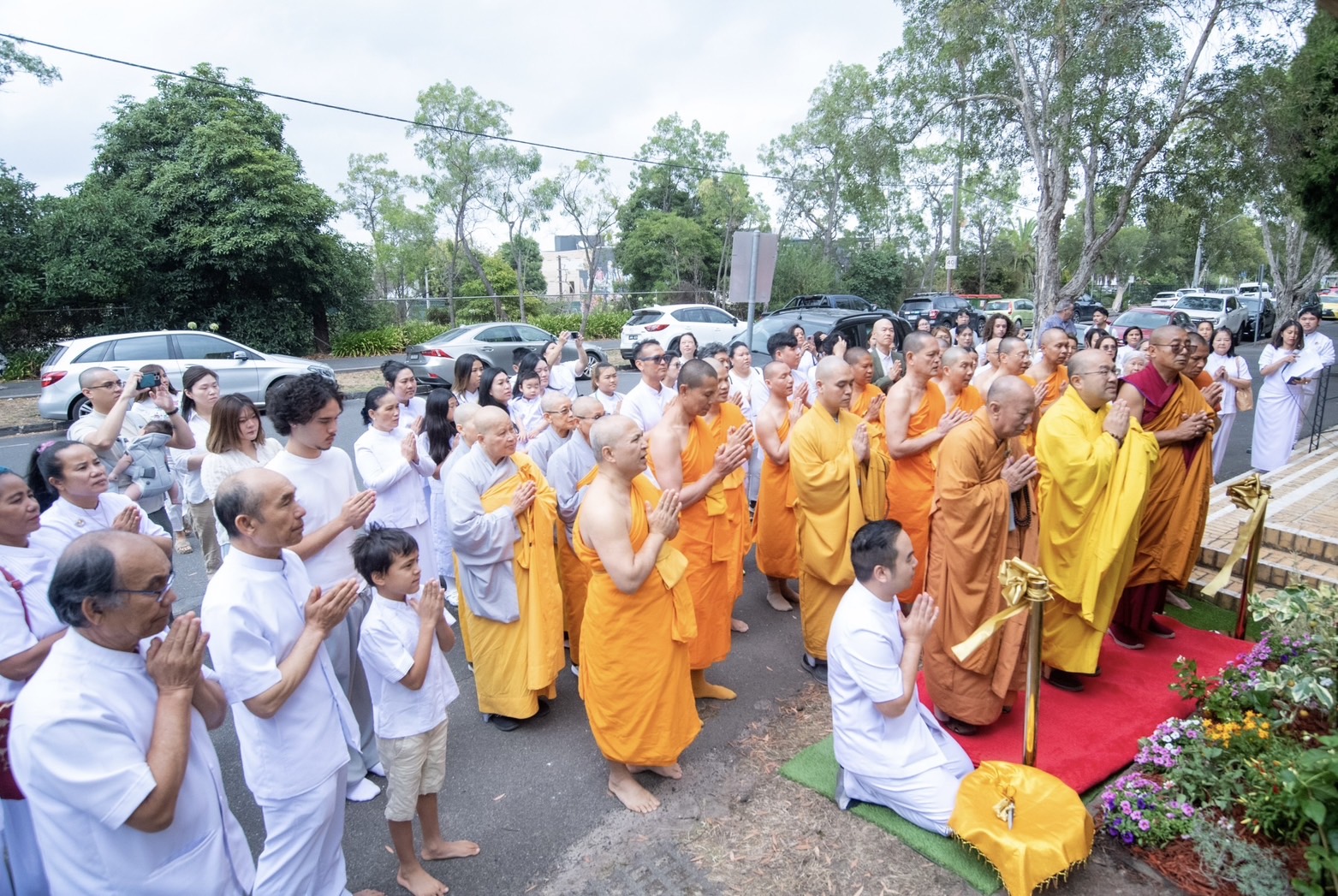 วัดพระธรรมกายเมลเบิร์น จัดพิธีทักษิณานุปทานอุทิศถวายแด่พระสุธรรมญาณวิเทศ