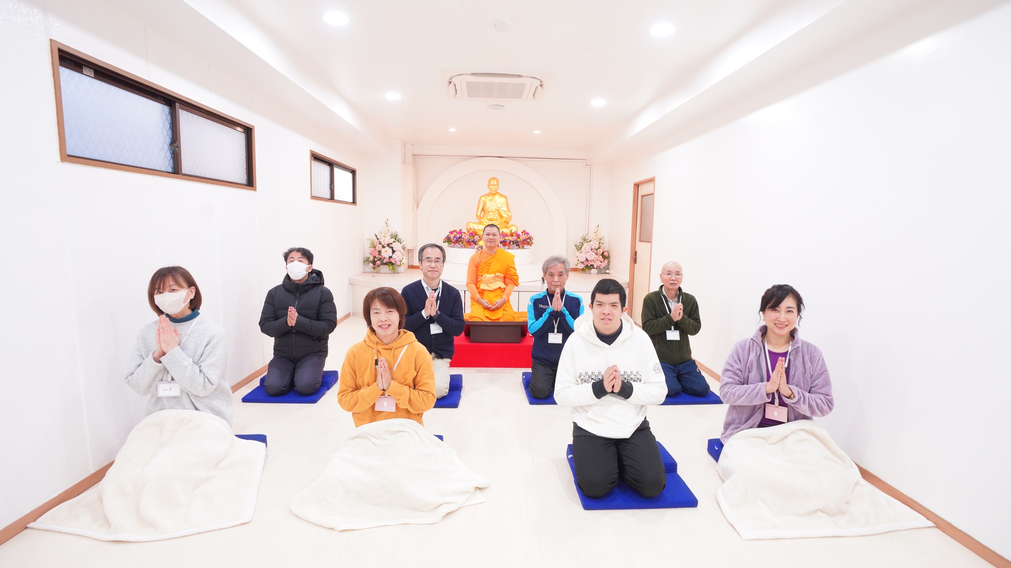วัดพระธรรมกายโอซาก้า จัดปฏิบัติธรรมชาวญี่ปุ่น