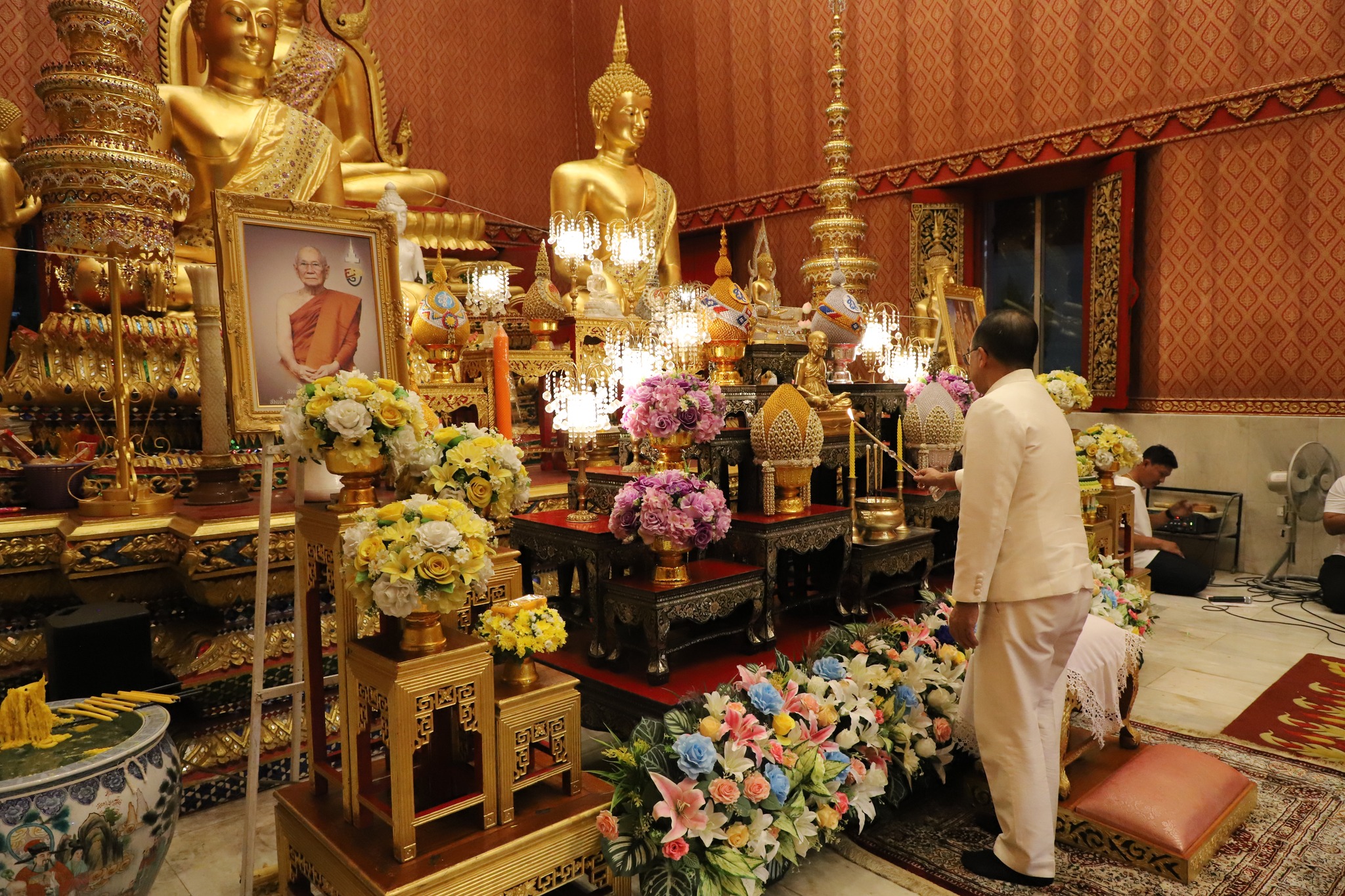 พุทธศาสนิกชนชาวปทุมธานี ร่วมงานวันมาฆบูชา ณ วัดประยูรธรรมาราม