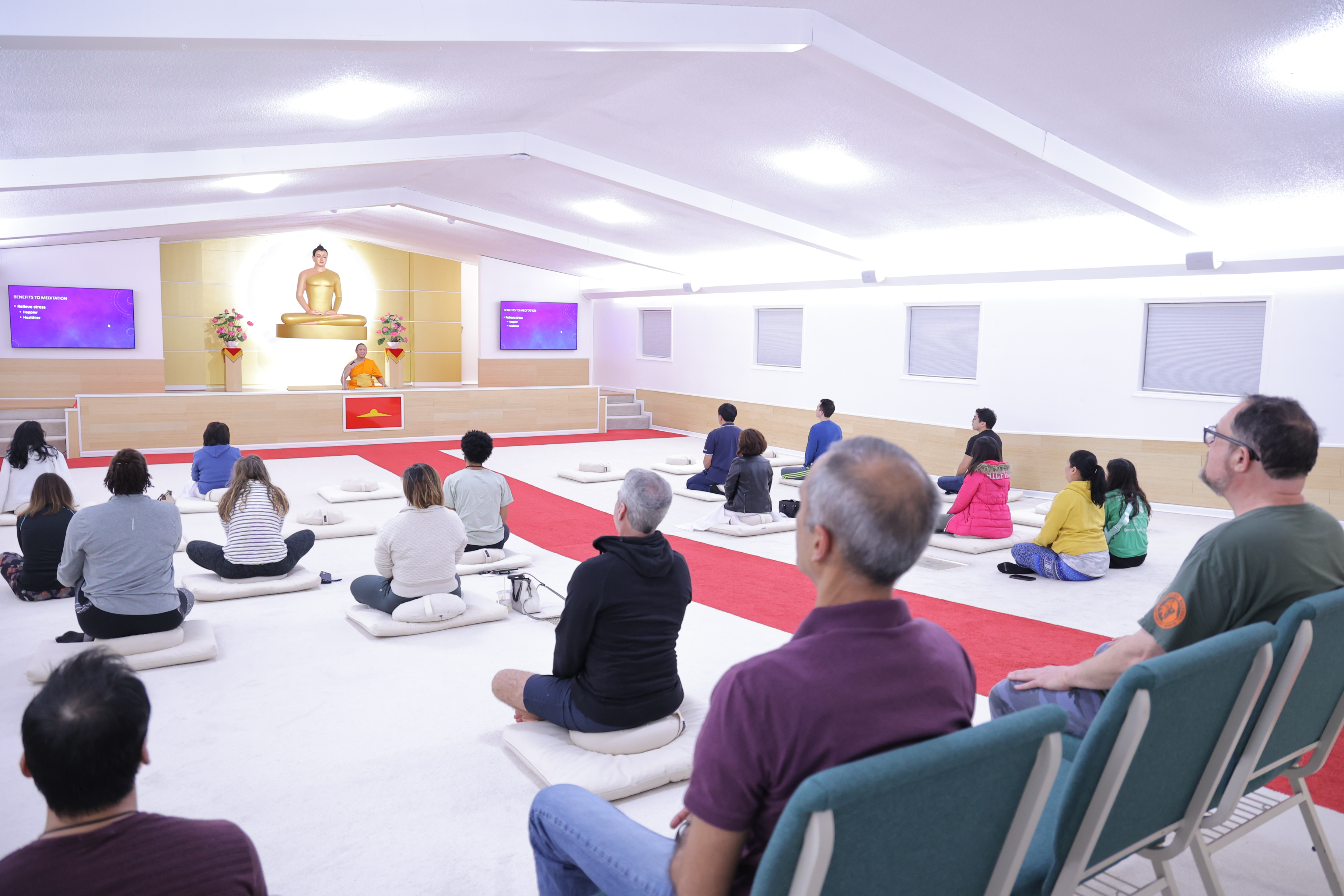 วัดพระธรรมกายจอร์เจีย จัดกิจกรรมนั่งสมาธิสำหรับชาวท้องถิ่น