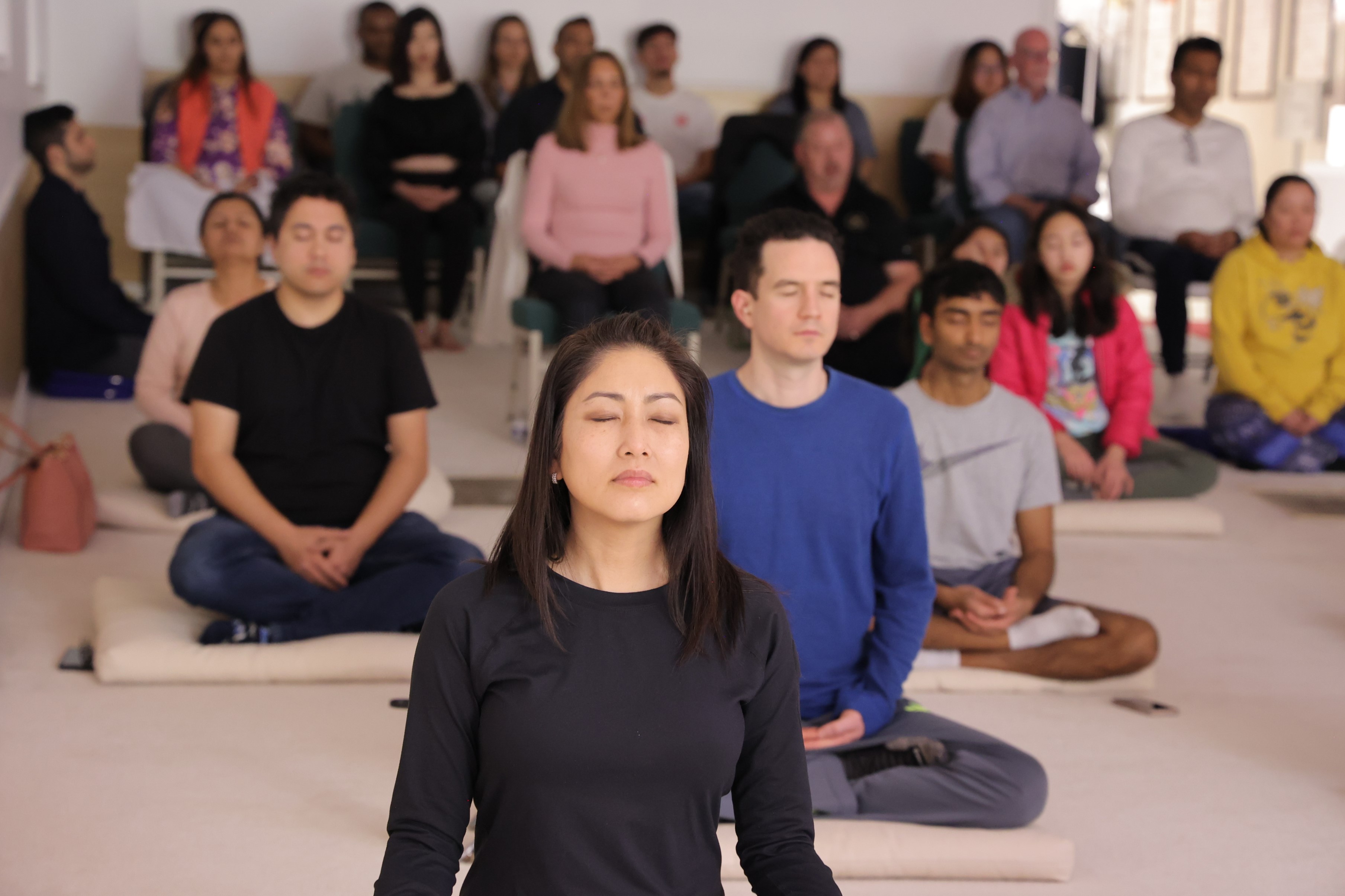 วัดพระธรรมกายจอร์เจีย จัดกิจกรรมนั่งสมาธิสำหรับชาวท้องถิ่น