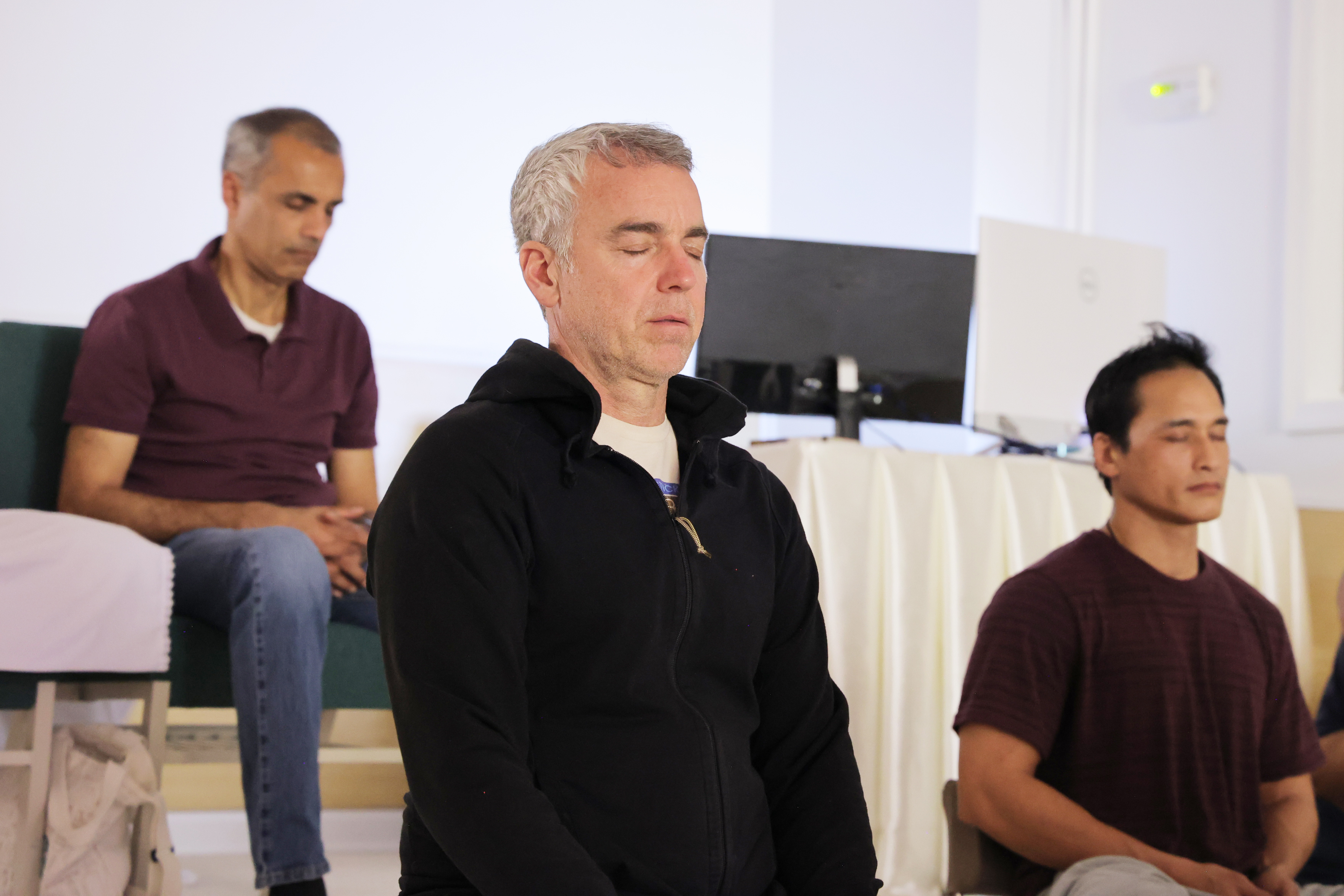 วัดพระธรรมกายจอร์เจีย จัดกิจกรรมนั่งสมาธิสำหรับชาวท้องถิ่น