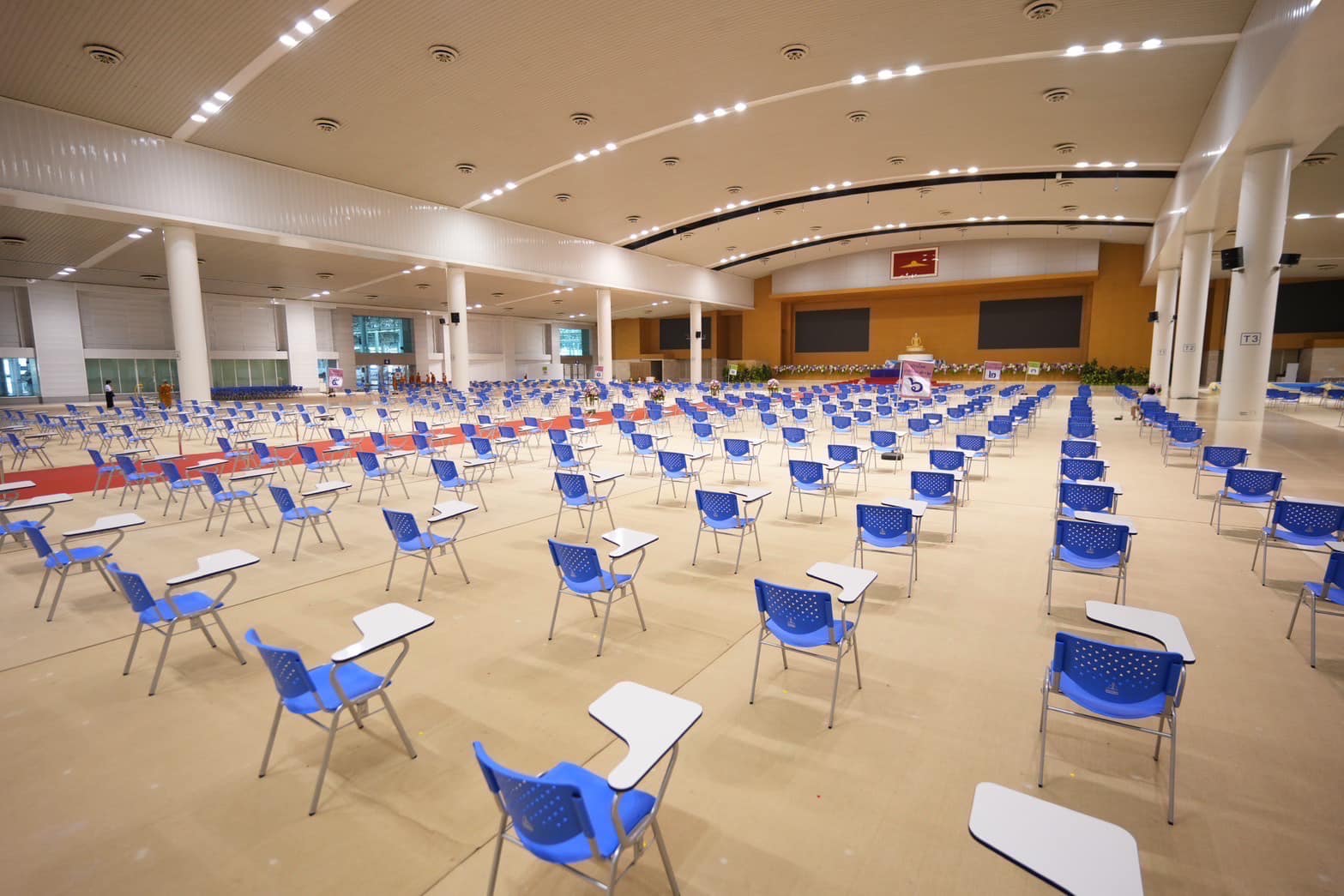 รองเจ้าคณะจังหวัดปทุมธานี ตรวจความพร้อมสนามสอบบาลีวัดพระธรรมกาย