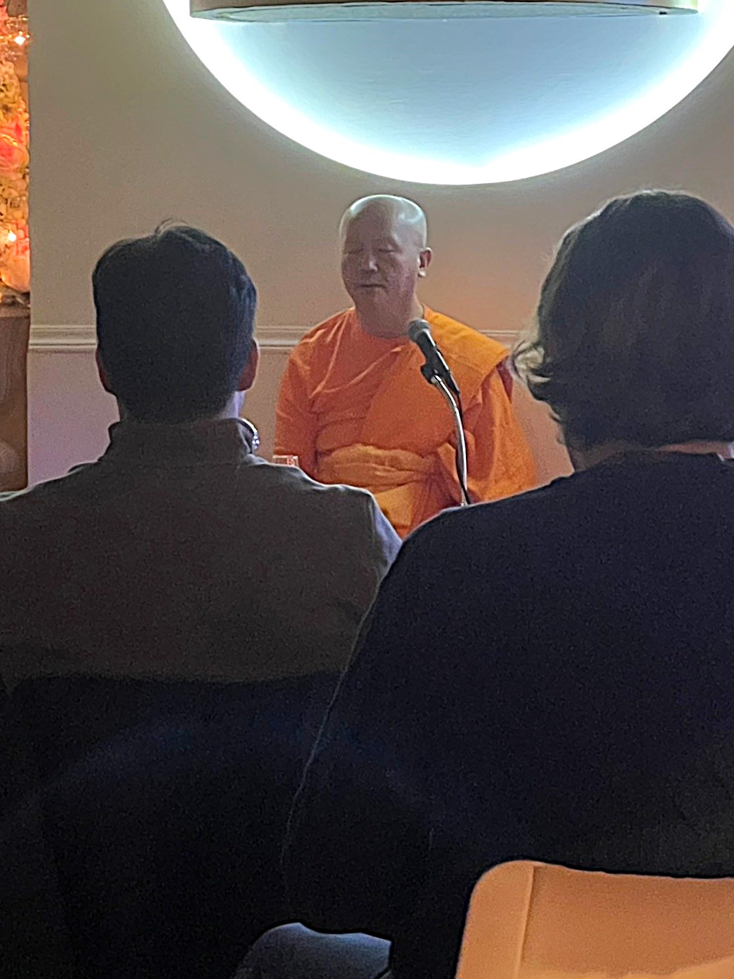 วัดภาวนาซานดิเอโก จัดกิจกรรม Moonlight meditation