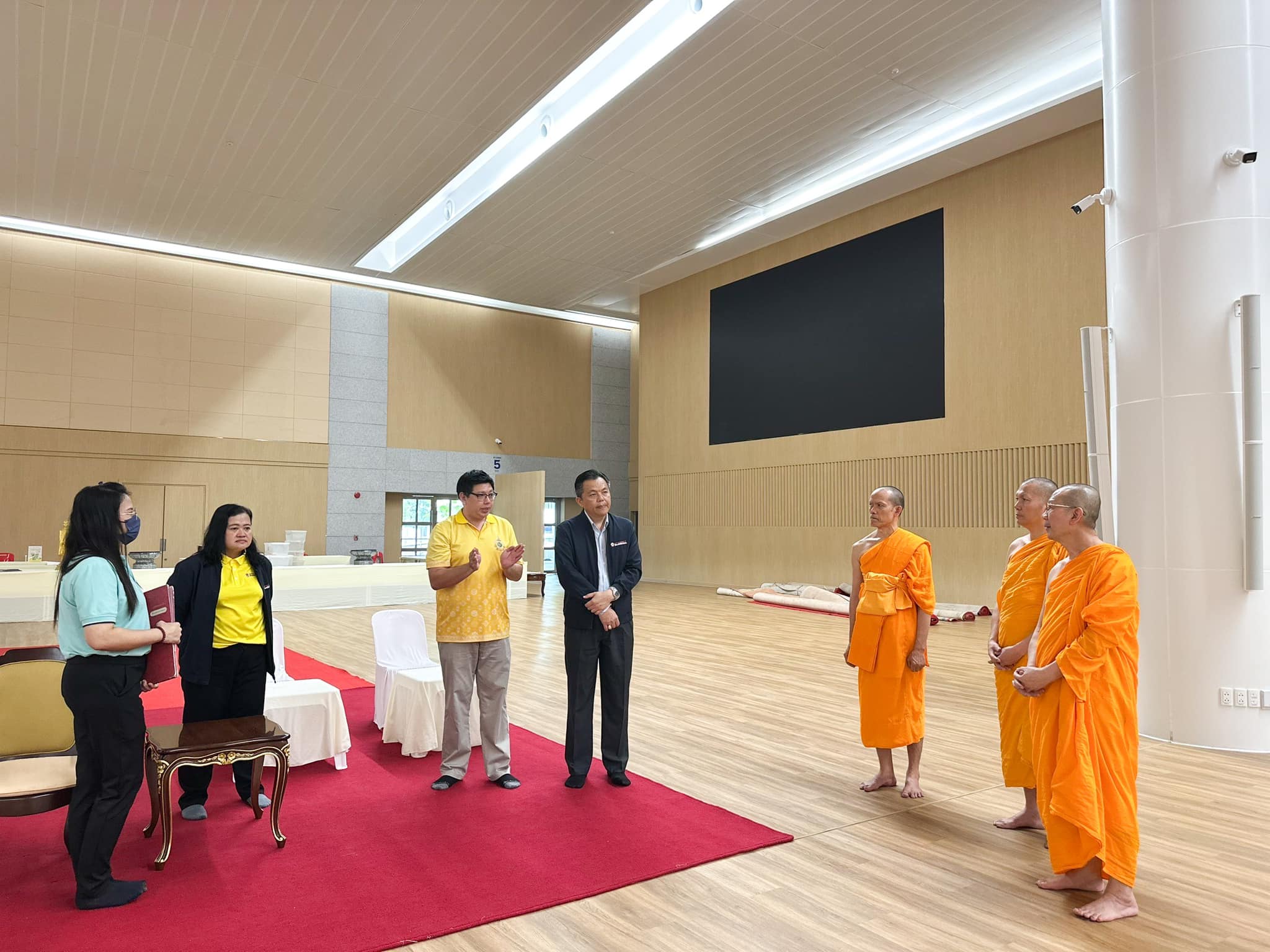 ผอ.พศจ.ปทุมฯ ตรวจความพร้อมพิธีถวายภัตตาหารพระราชทาน สนามสอบบาลีวัดพระธรรมกาย