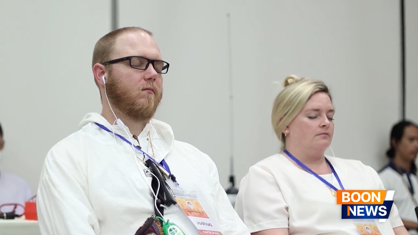 หลวงพ่อทัตตชีโว บรรยายธรรมและสอนการนั่งสมาธิแก่ชาวต่างชาติ ประเทศอินโดนีเซีย