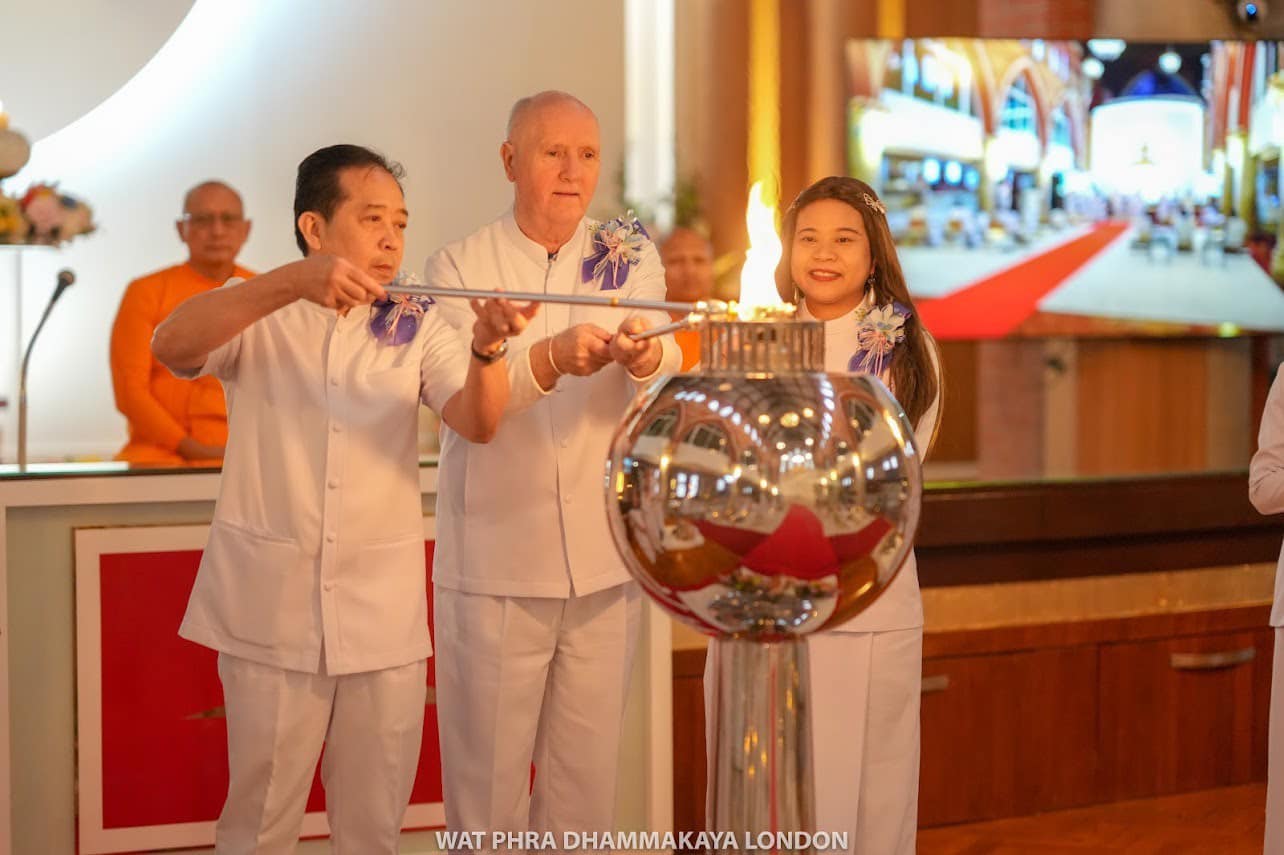 วัดพระธรรมกายลอนดอน จัดงานบุญวันมาฆบูชา