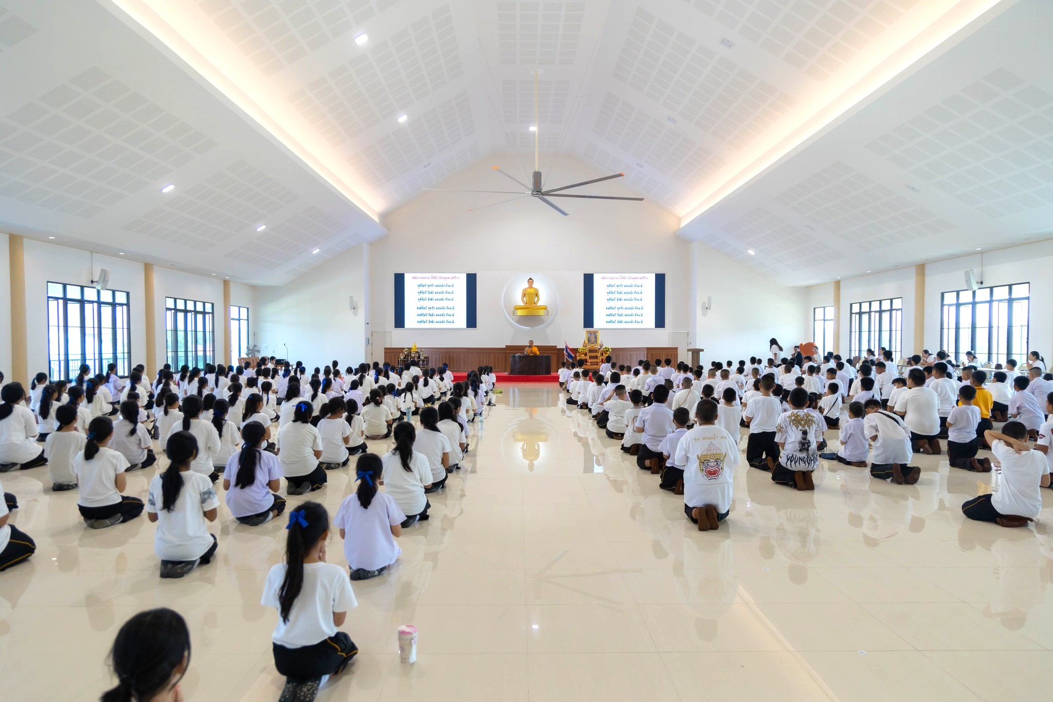 ศูนย์อบรมเยาวชนบางปะหัน จัดอบรมศีลธรรม โรงเรียนวัดบ้านสร้าง