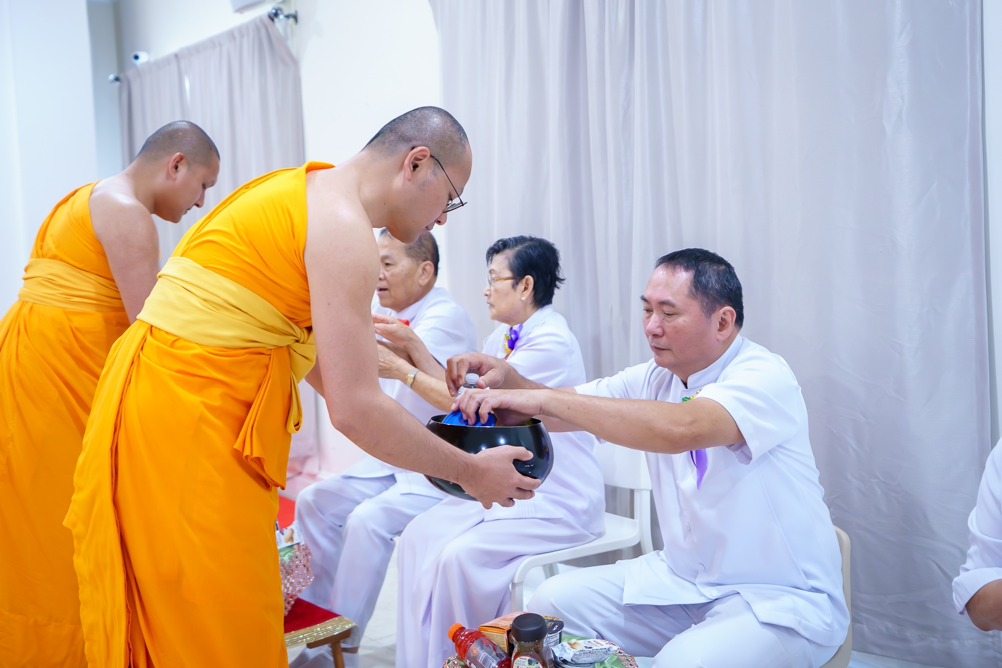 วัดพระธรรมกายปาล์มบีช จัดงานบุญวันอาทิตย์