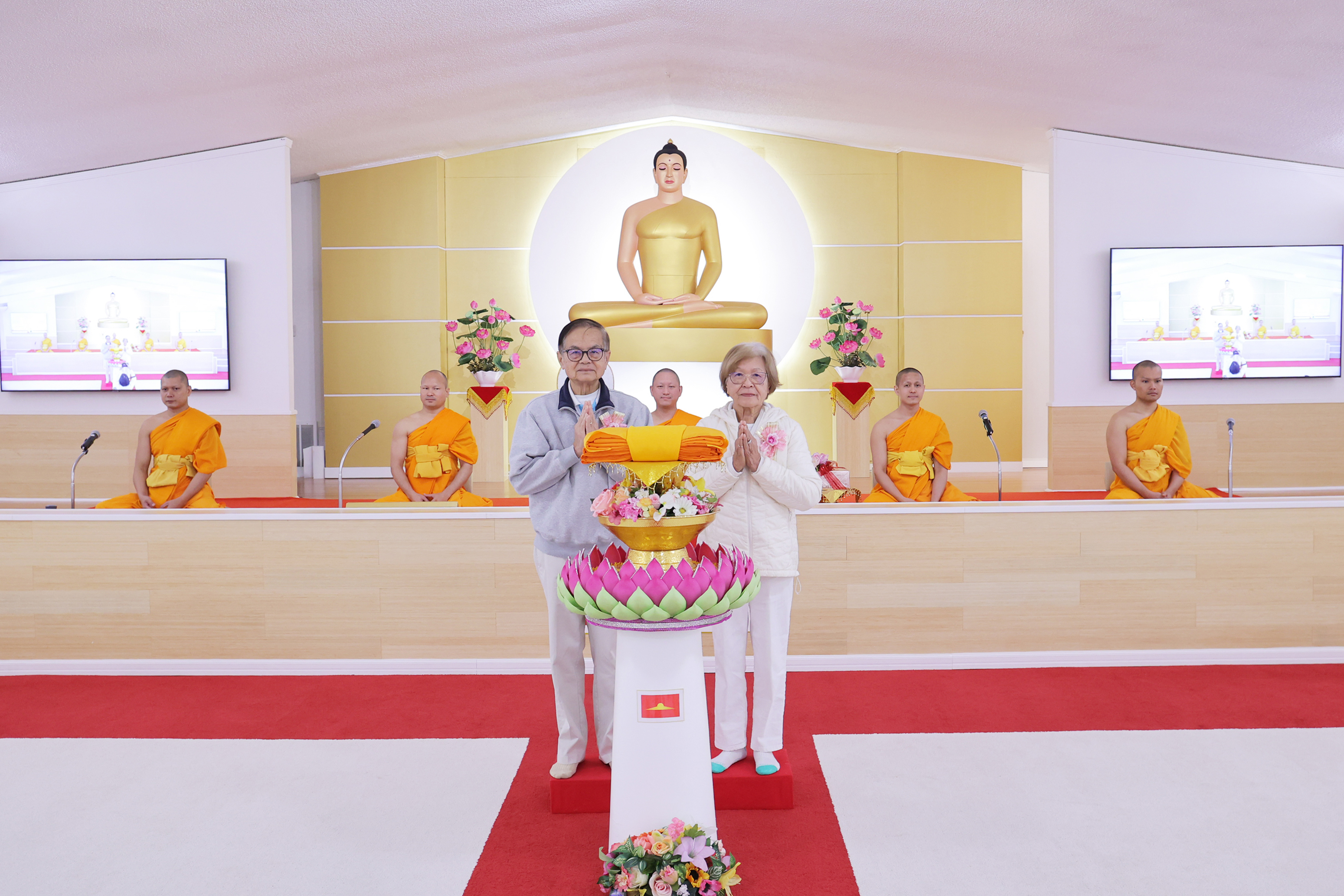 วัดพระธรรมกายจอร์เจีย จัดงานบุญวันอาทิตย์