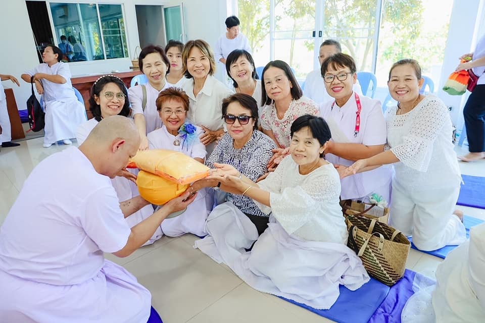 ศูนย์อบรมเยาวชนลาดหลุมแก้ว จัดโครงการอุปสมบทหมู่ ประจำเดือนกุมภาพันธ์