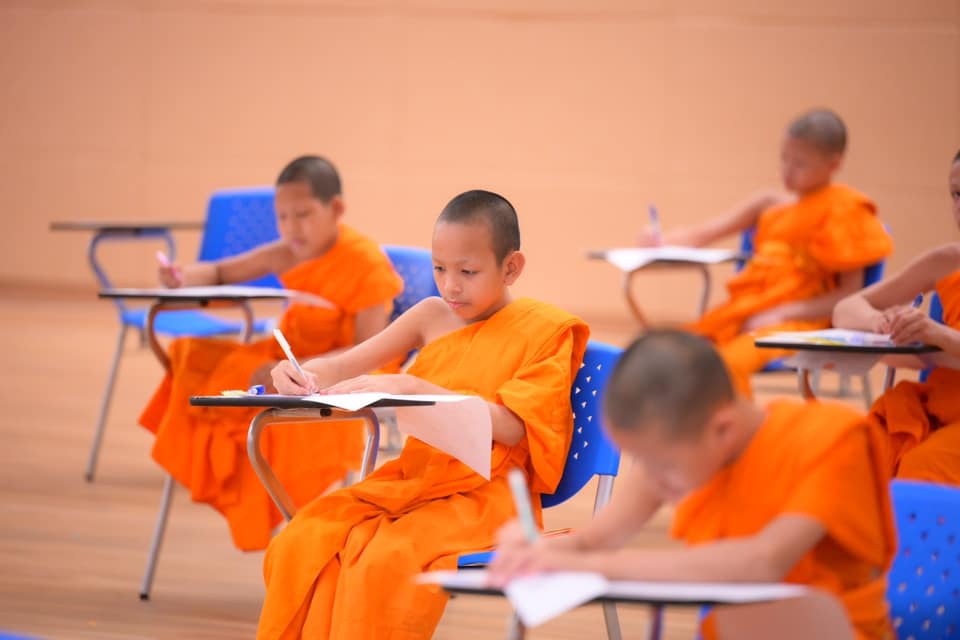 บรรยากาศการสอบบาลีสนามหลวง ณ วัดพระธรรมกาย จ.ปทุมธานี