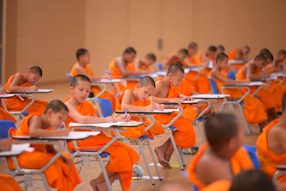 บรรยากาศการสอบบาลีสนามหลวง ณ วัดพระธรรมกาย จ.ปทุมธานี