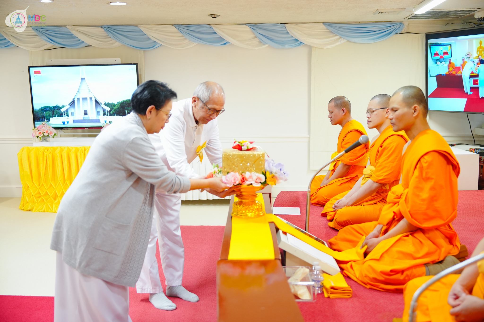 วัดพระธรรมกายดีซี จัดงานบุญวันอาทิตย์
