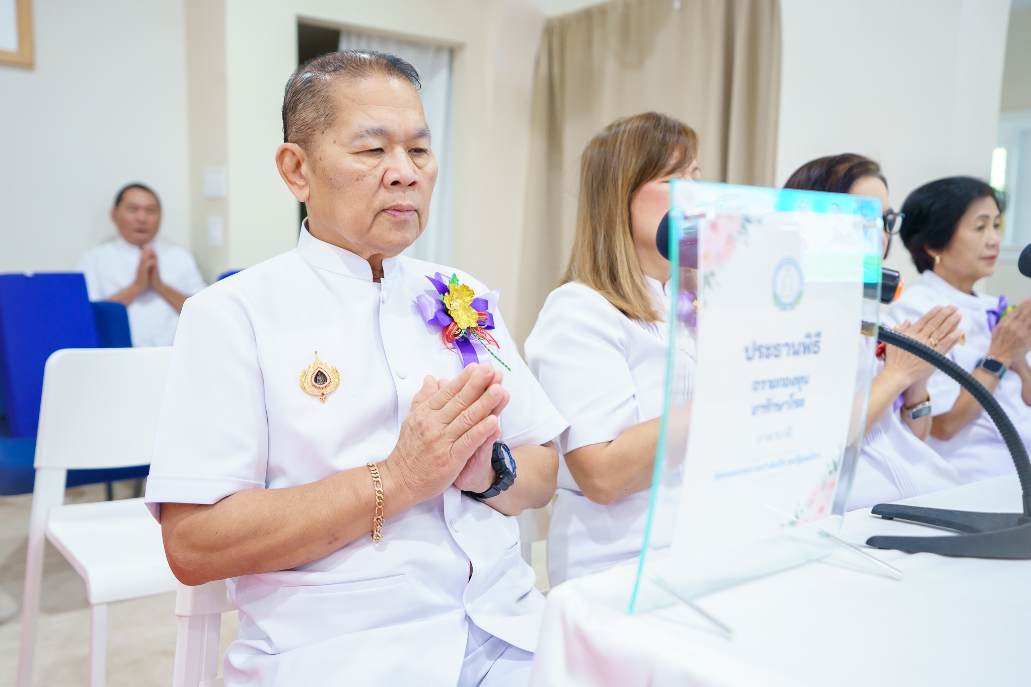 วัดพระธรรมกายปาล์มบีช จัดพิธีถวายกองบุญยารักษาโรค