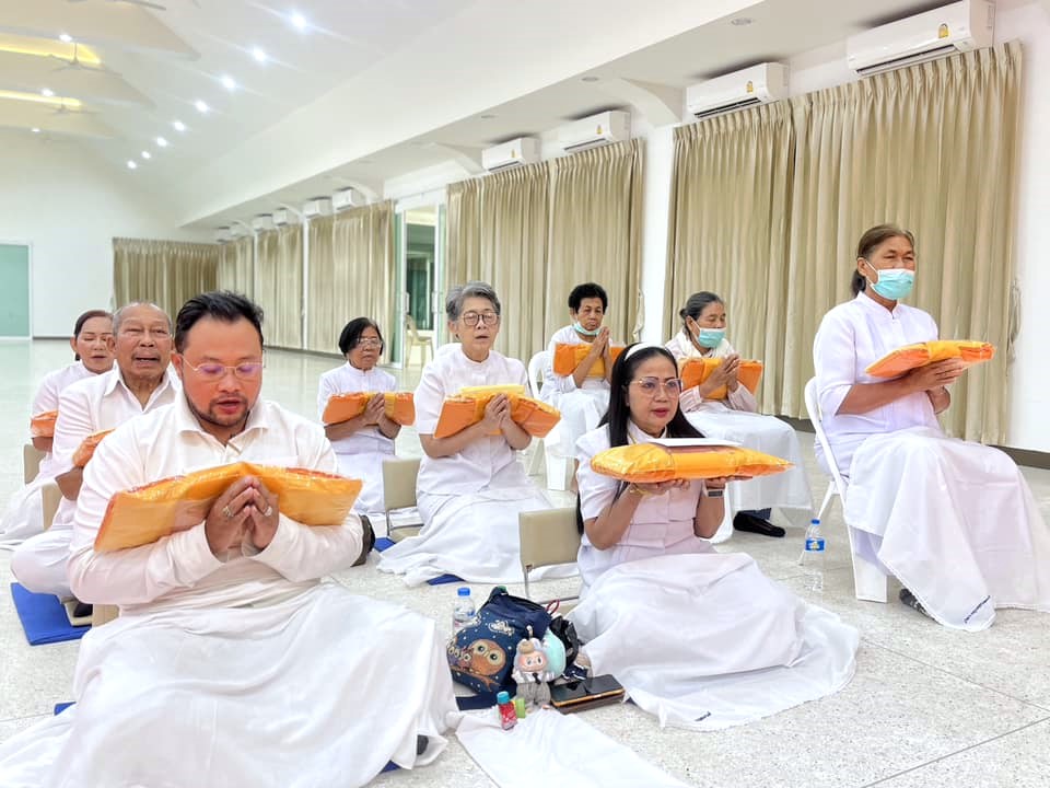 พิธีทอดผ้าป่าบำรุงศูนย์ ณ ธุดงคสถานพัฒนานิคม จังหวัดลพบุรี