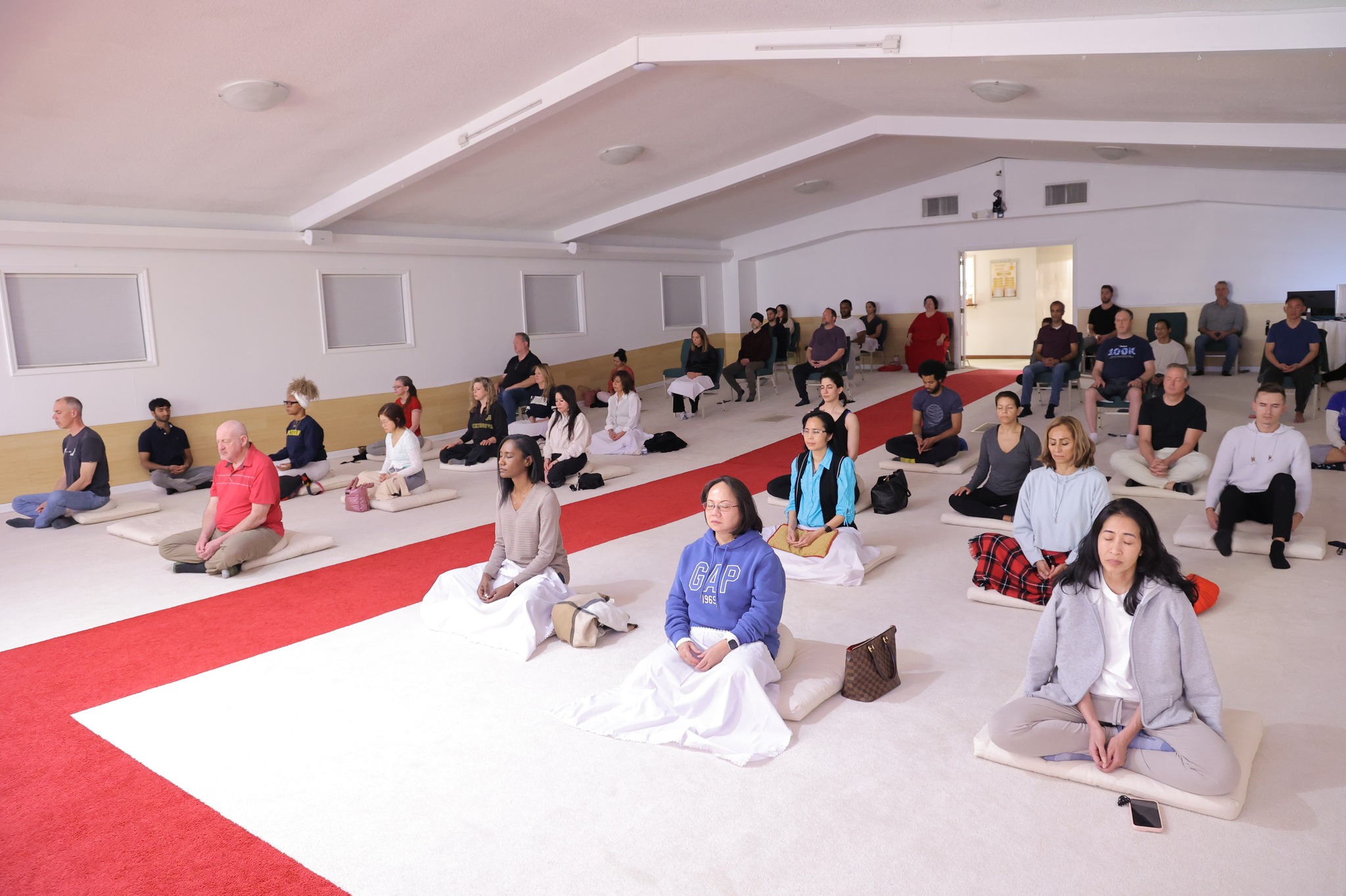 วัดพระธรรมกายจอร์เจีย จัดกิจกรรมนั่งสมาธิสำหรับชาวท้องถิ่น