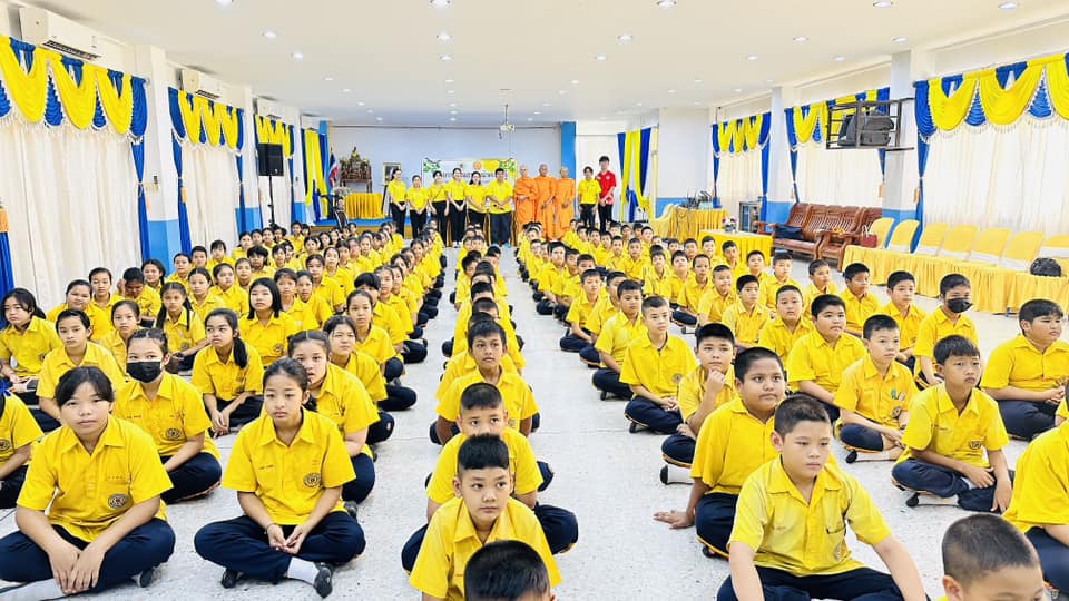 โรงเรียนหมิงซิน จัดอบรมคุณธรรมนำความรู้แก่นักเรียน
