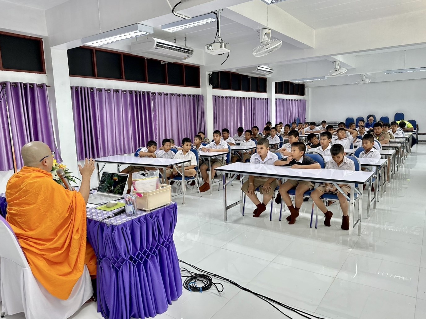 บรรยากาศชวนบวชสามเณรภาคฤดูร้อน จ.ยะลา