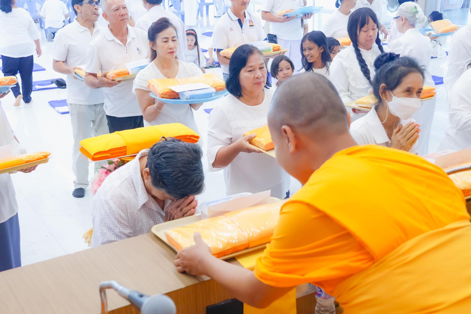 ศูนย์ปฏิบัติธรรมภาคใต้ จัดพิธีบูชาข้าวพระ