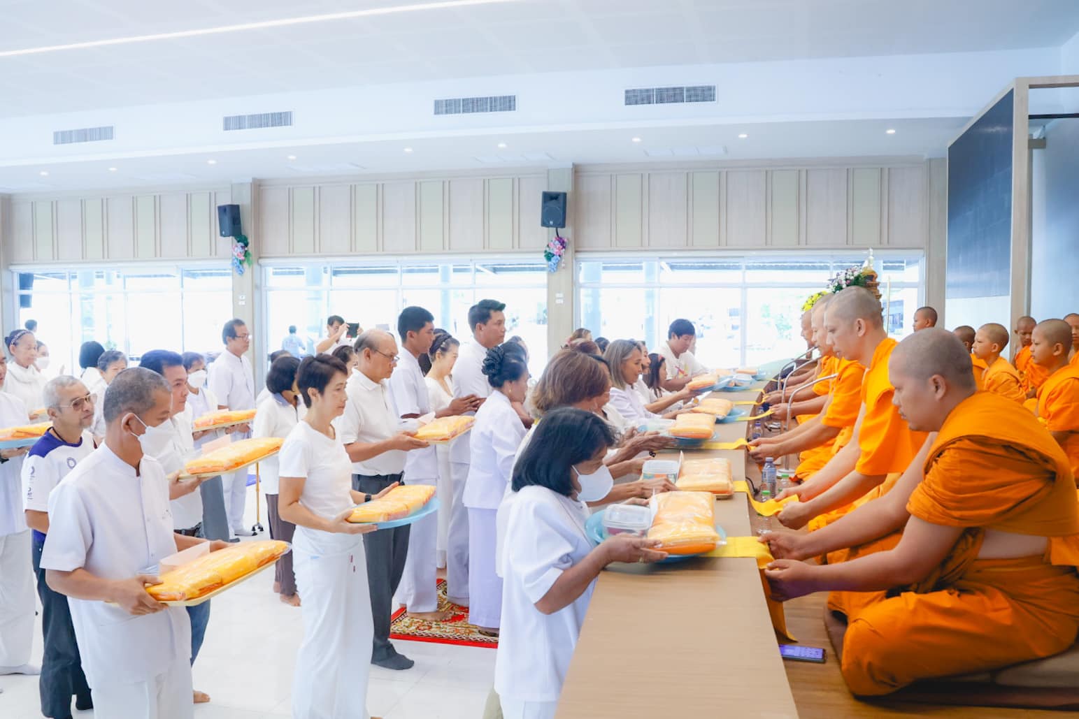 ศูนย์ปฏิบัติธรรมภาคใต้ จัดพิธีบูชาข้าวพระ