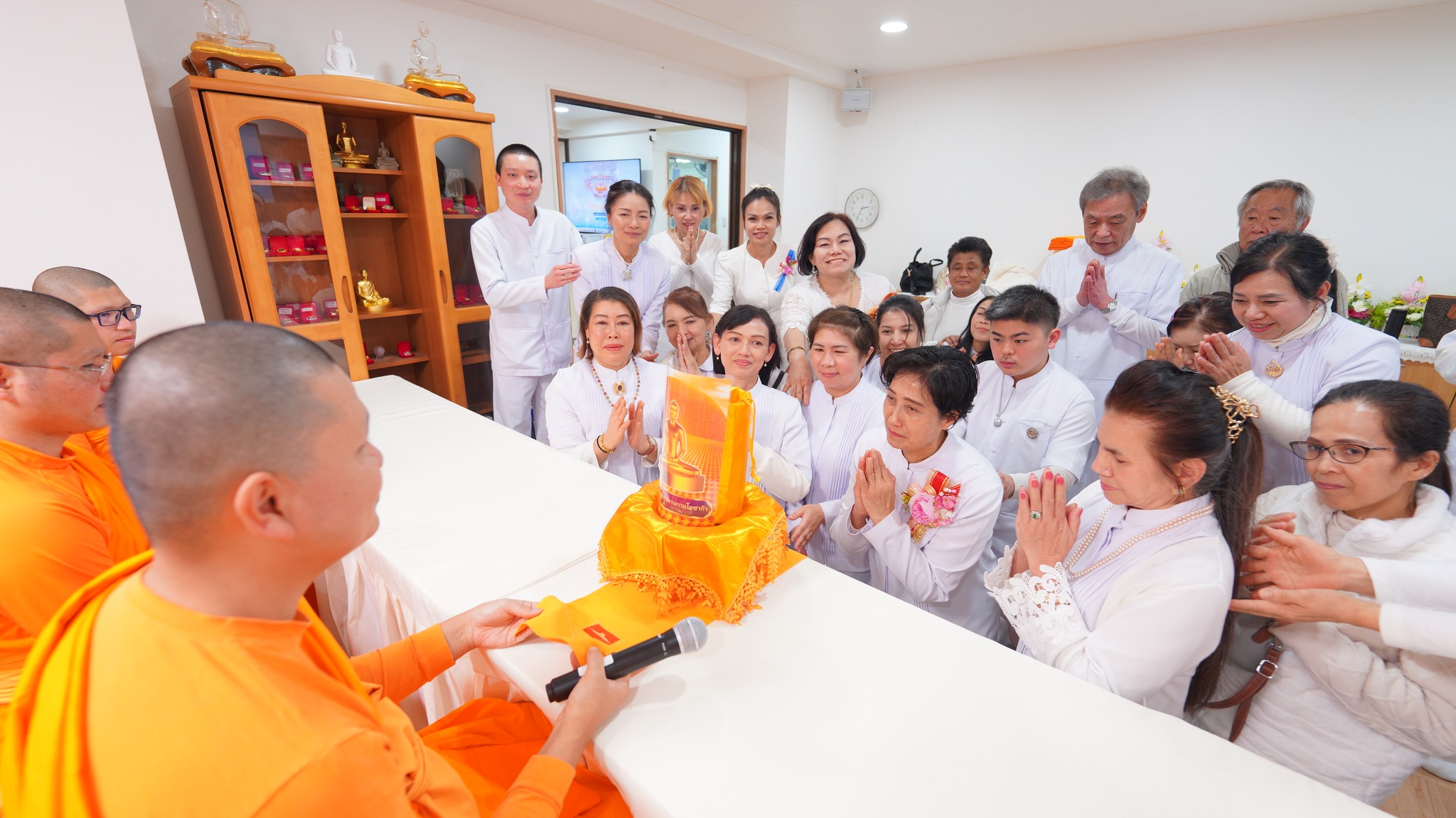 วัดพระธรรมกายโอซาก้า จัดงานบุญบูชาข้าวพระ