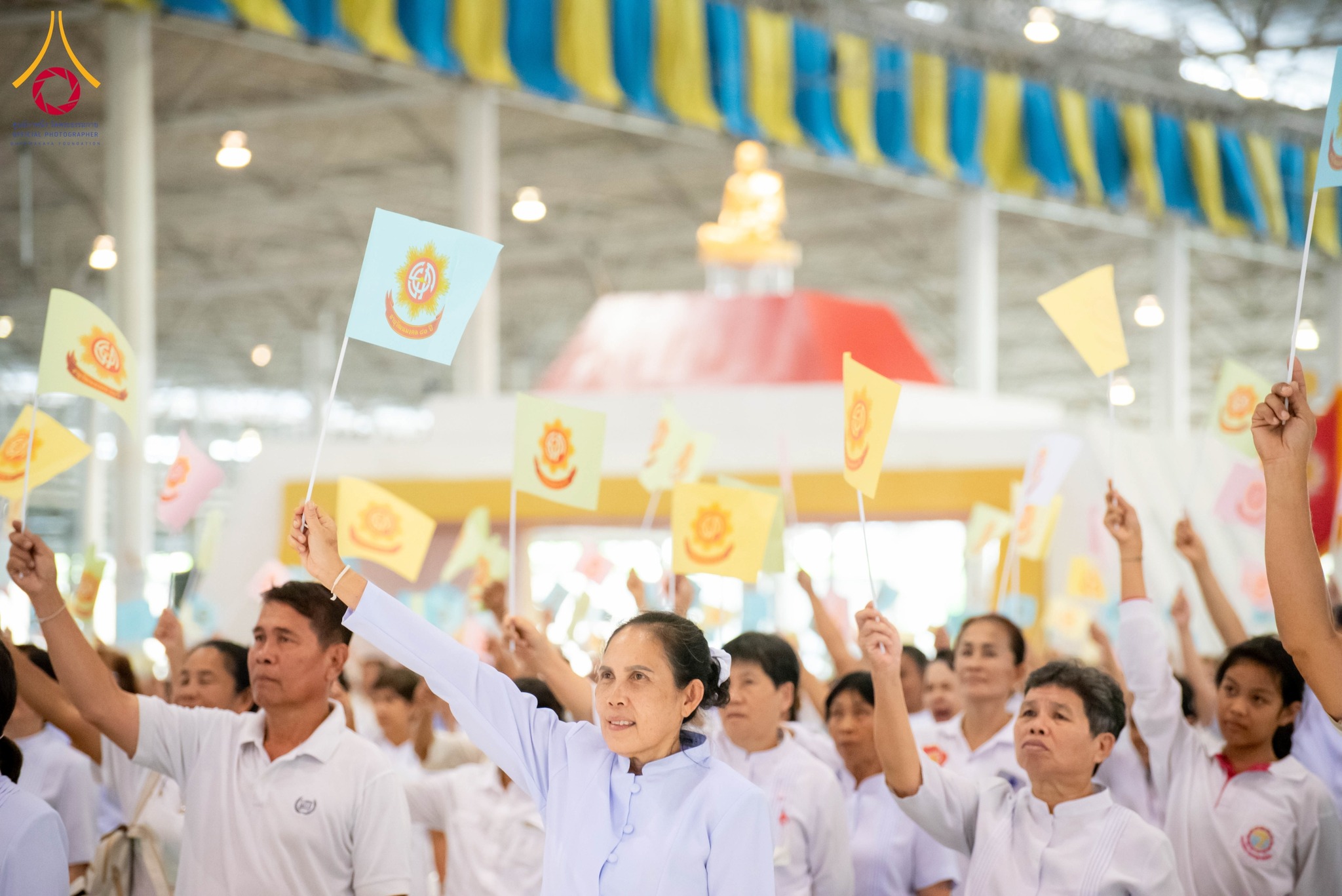 วัดพระธรรมกายจัดสัมมนา รวมใจผู้นำบุญ 10,000 คน เพื่องานมหาสังฆทาน 40,000 ทั่วประเทศ