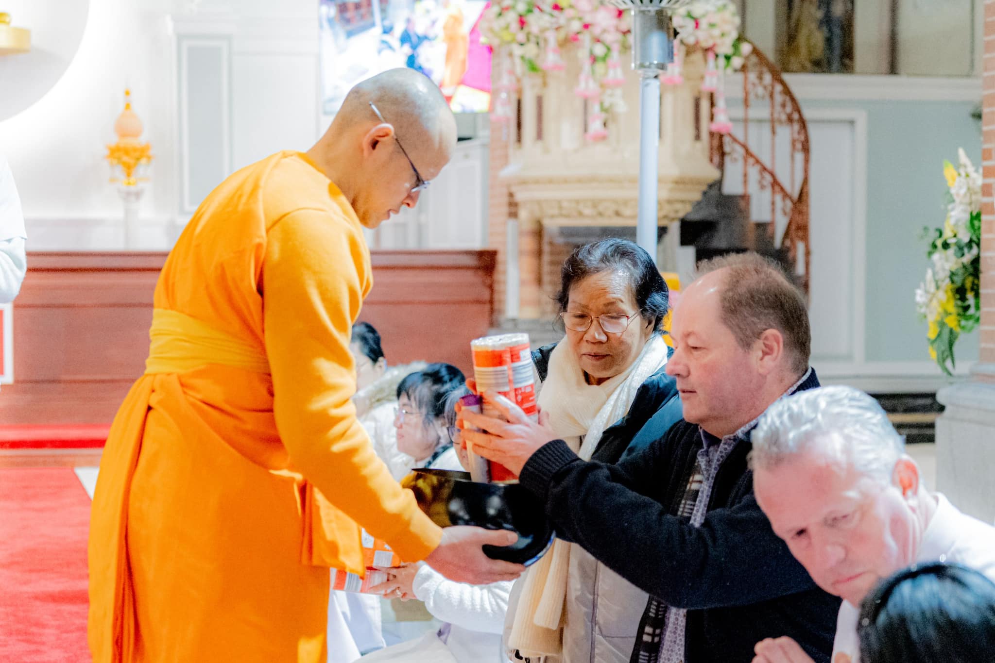 วัดพระธรรมกายเนเธอร์แลนด์ จัดงานบุญบูชาข้าวพระ