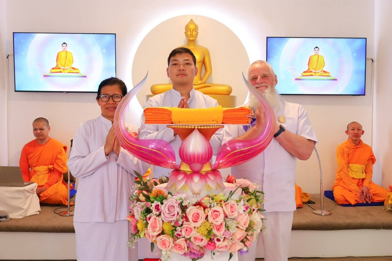 วัดพระธรรมกายดันนีดิน จัดงานบุญบูชาข้าวพระ