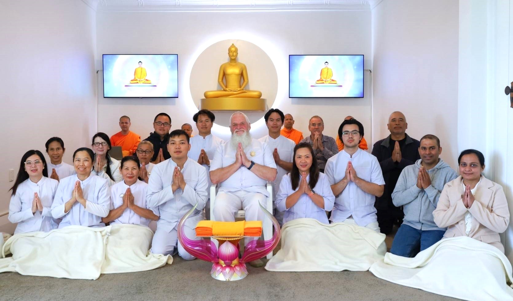 วัดพระธรรมกายดันนีดิน จัดงานบุญบูชาข้าวพระ