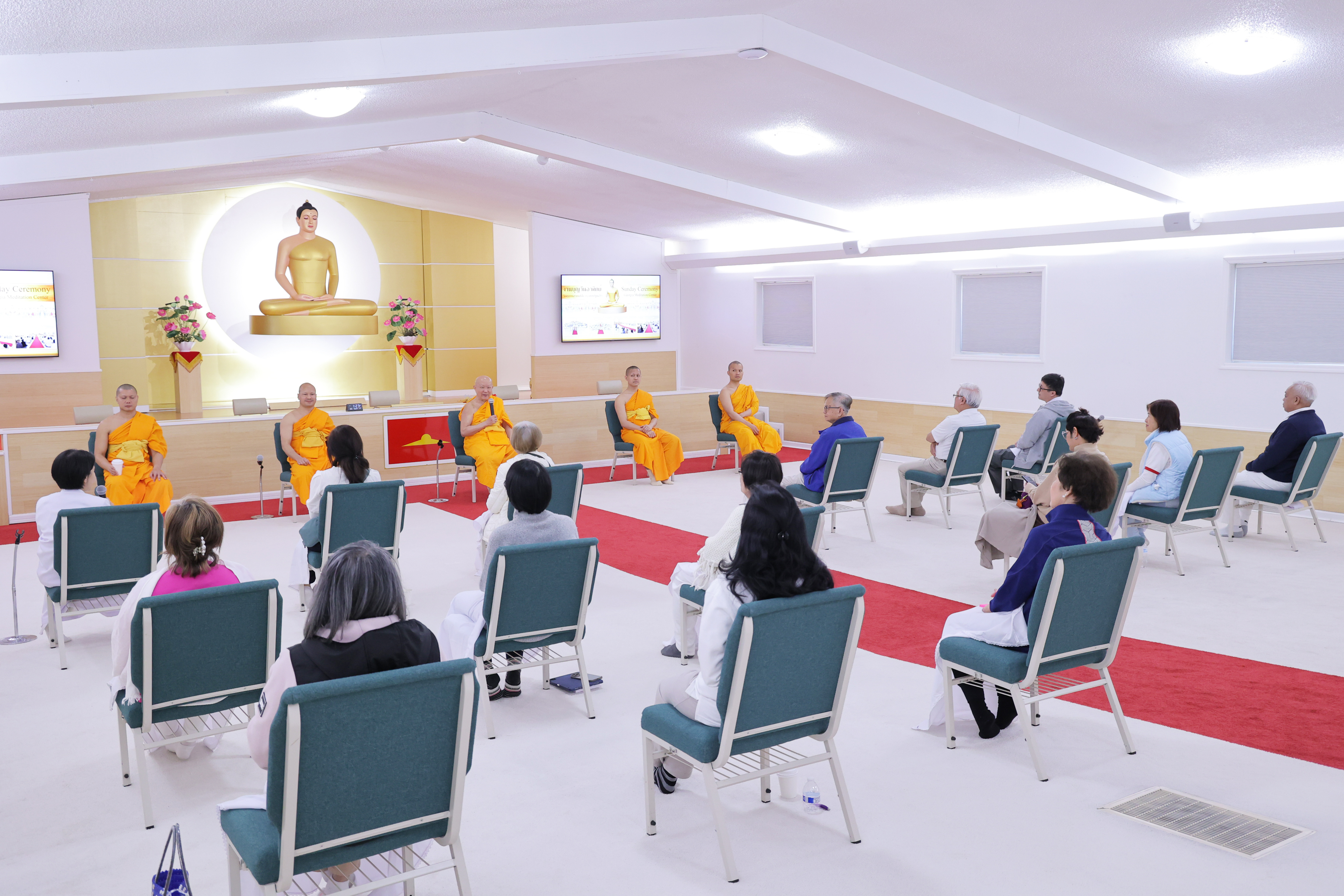 วัดพระธรรมกายจอร์เจีย จัดงานบุญวันอาทิตย์