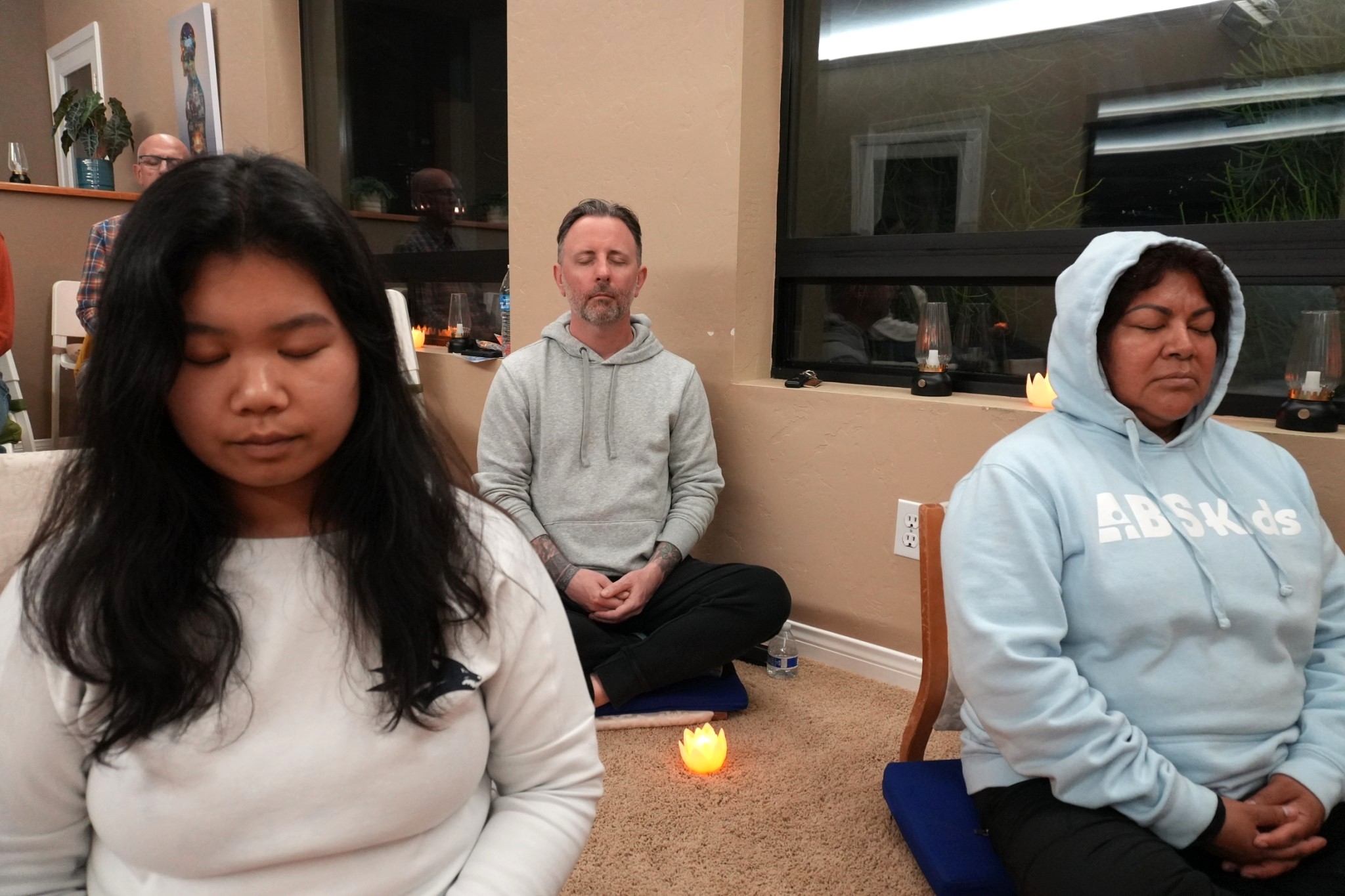 วัดภาวนาซานดิเอโก จัดปฏิบัติธรรมพิเศษแก่ชาวท้องถิ่น