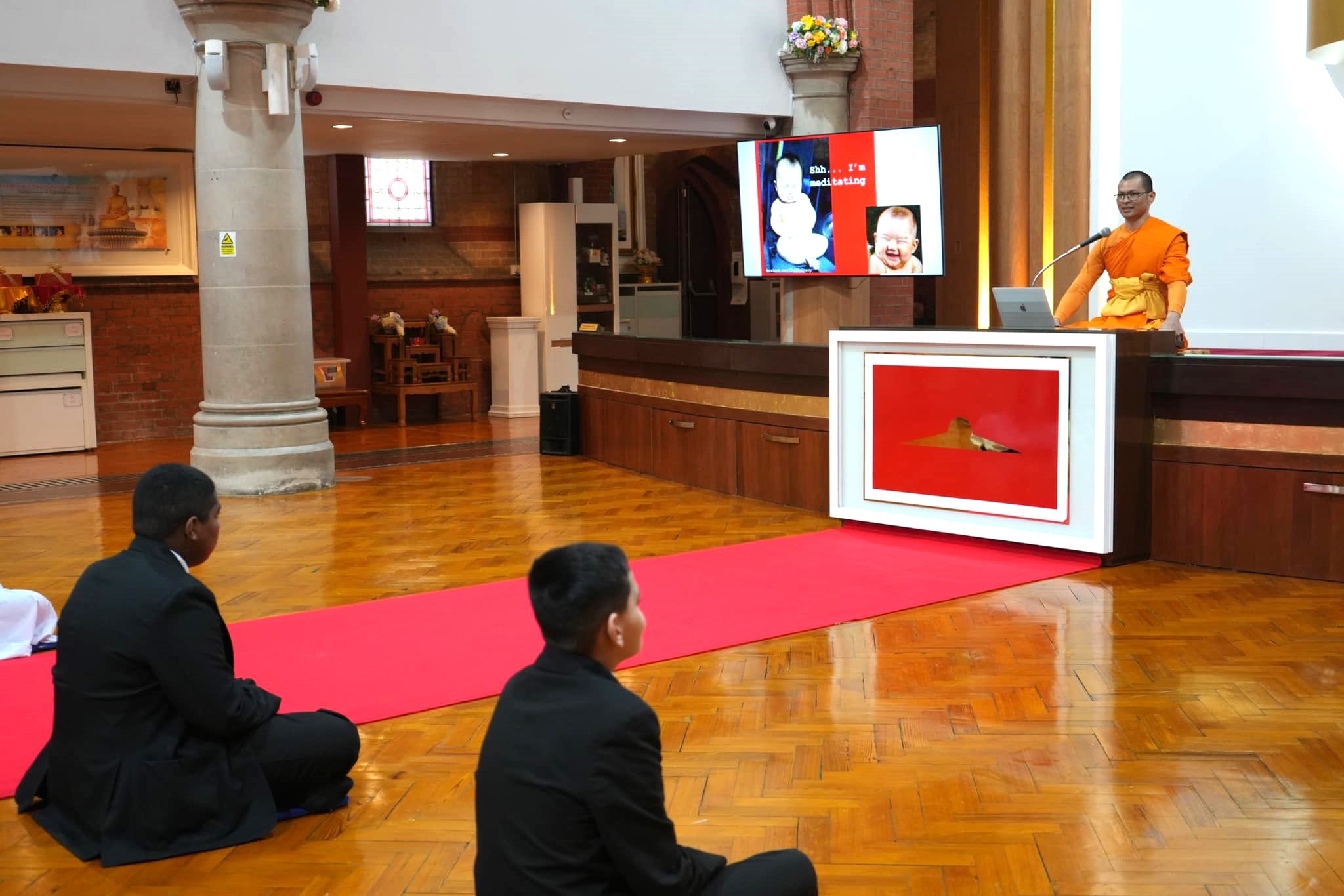 นักเรียน The Park School เดินทางมาเยี่ยมชม วัดพระธรรมกายลอนดอน