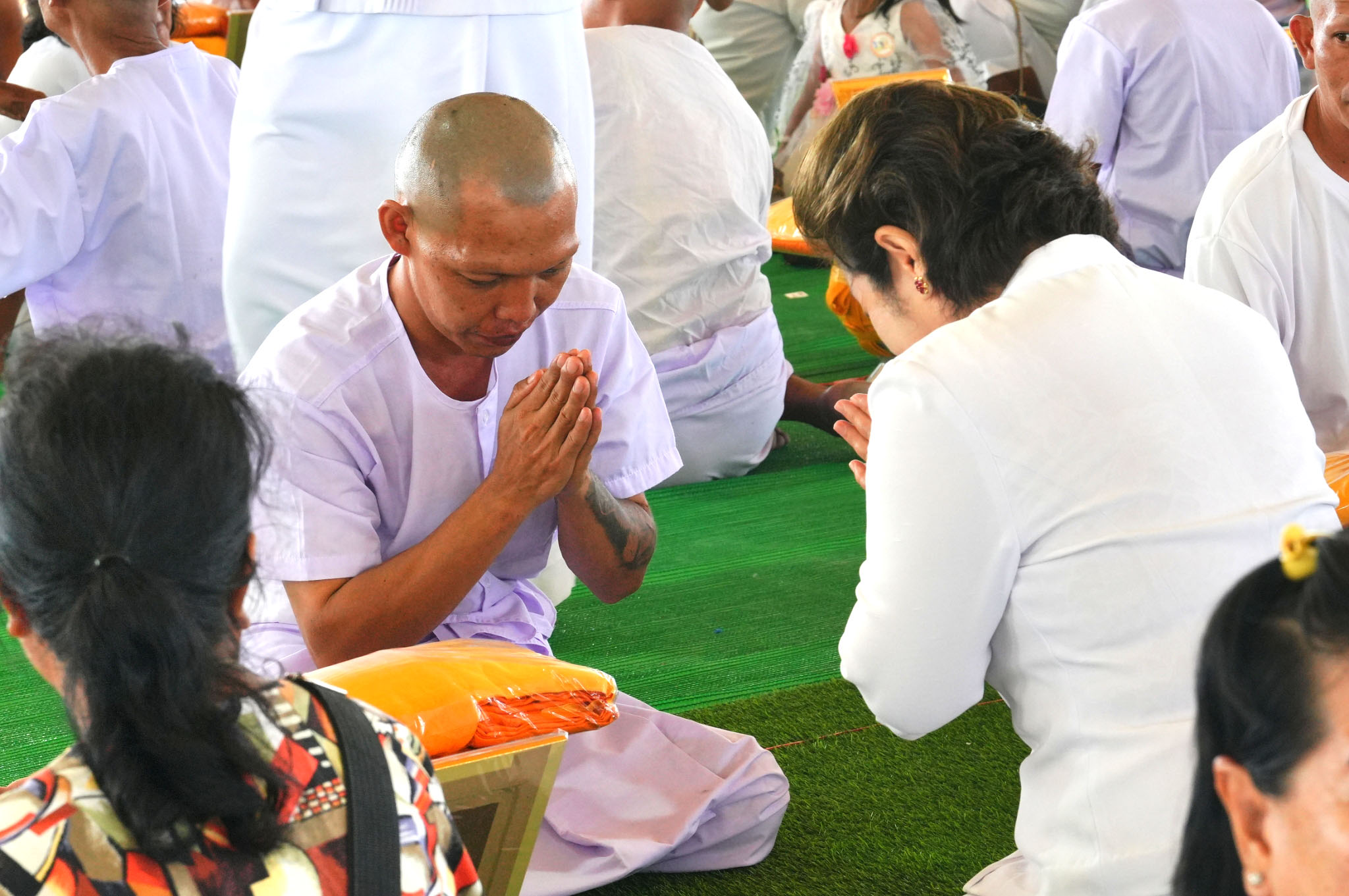 โครงการบรรพชาและอุปสมบทหมู่ ฉลองปทุมเจดีย์ เจดีย์พระพุทธเจ้า 5 พระองค์