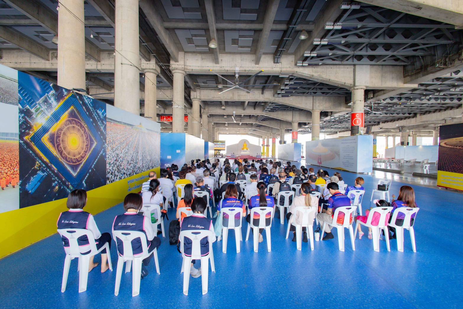 นายอำเภอคลองหลวง เยี่ยมเยียนพบปะชาวคลองสาม โครงการโรงเรียนผู้สูงอายุ ประจำปี 2568