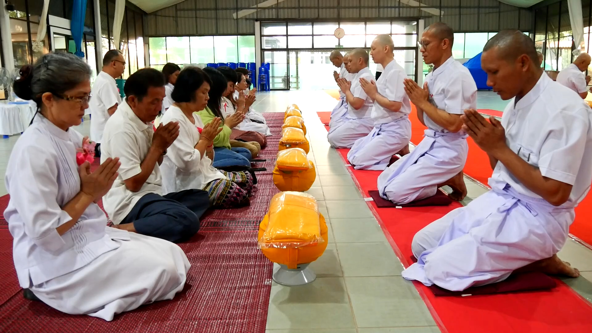 ธุดงคสถานล้านนา จัดโครงการ อุปสมบทบูชาธรรมมหาปูชนียาจารย์ และพระภาวนาธรรมวิเทศ