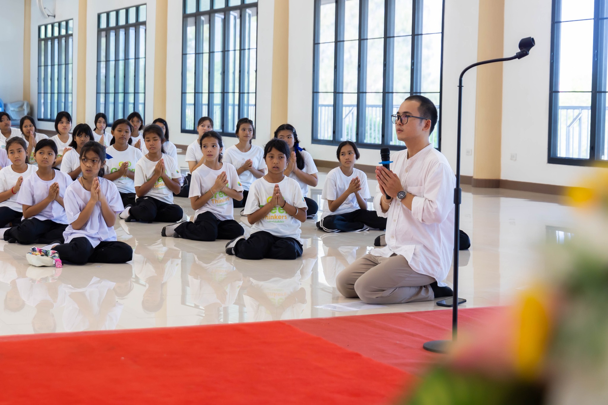 โรงเรียนวัดผึ่งแดด (บุญสืบวิชชนูปถัมภ์) จัดอบรมศีลธรรมแก่นักเรียน