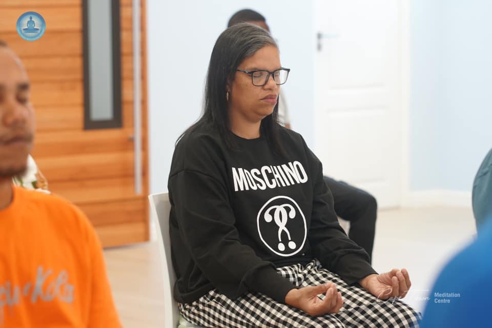 วัดพุทธเคปทาวน์ จัดคลาสสมาธิแก่ชาวท้องถิ่น