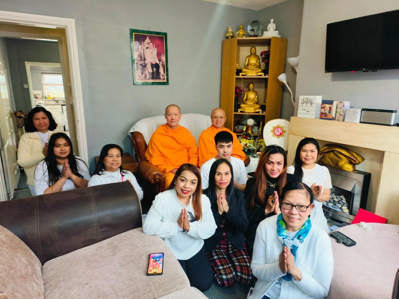 วัดพระธรรมกายแมนเชสเตอร์ จัดปฏิบัติธรรม ณ เมืองนอร์ธแทมตัน