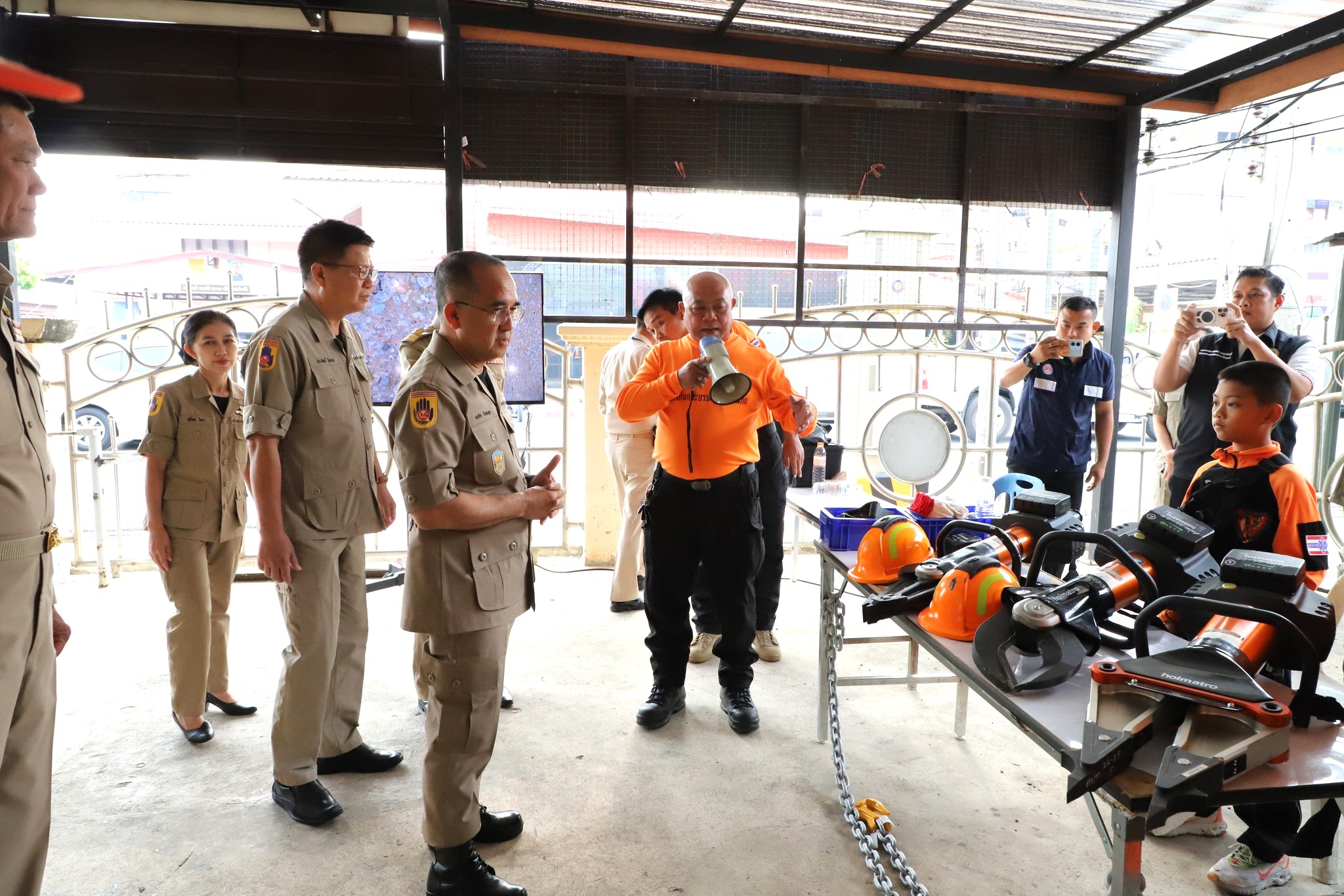 วัดพระธรรมกาย และคณะศิษย์ฯ สนับสนุนการจัดกิจกรรม วัน อปพร.