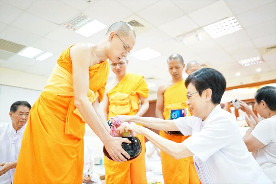 11 Pali students of Wat Phra Dhammakaya achieve the 9th Pali studies level.