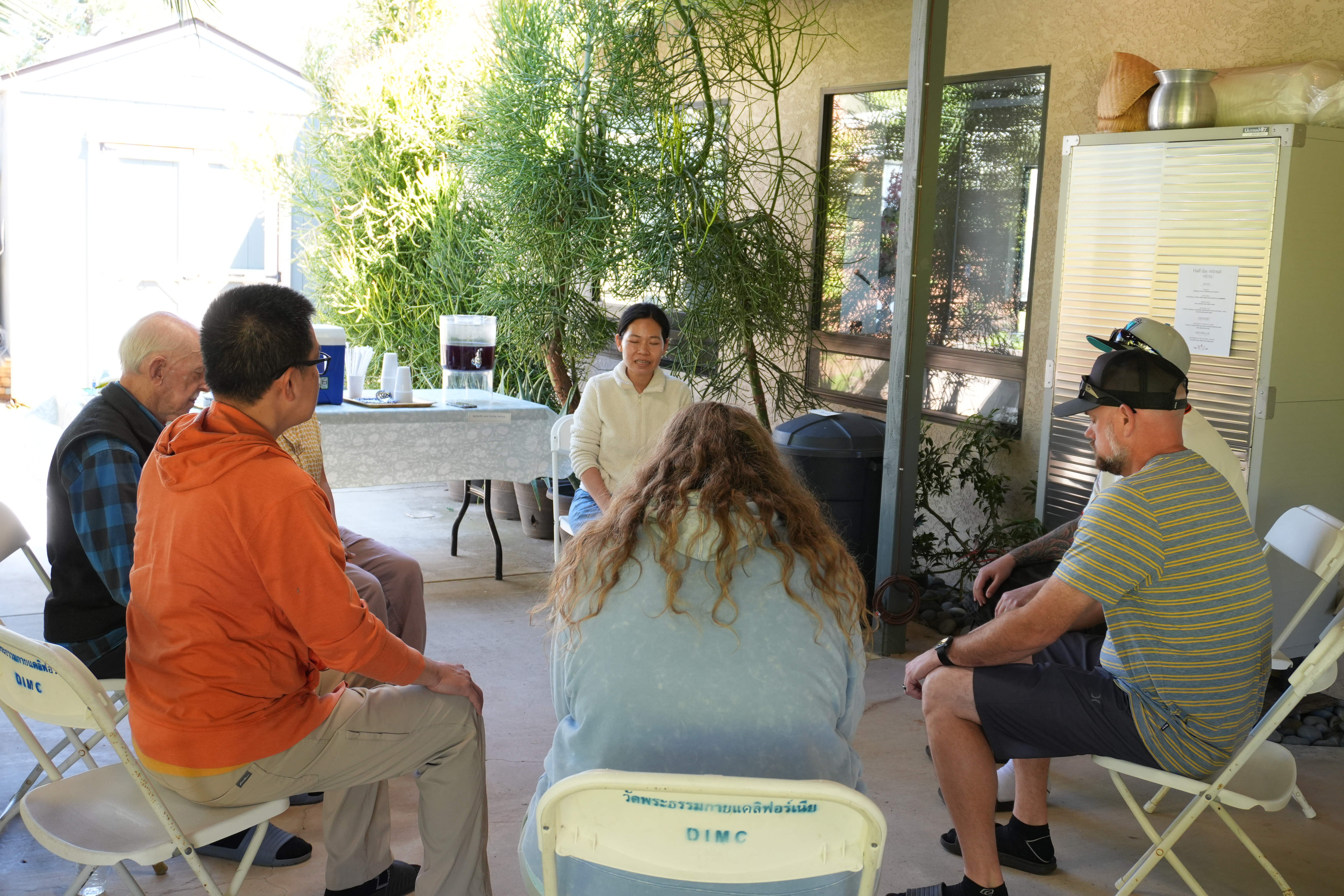 วัดภาวนาซานดิเอโก จัดปฏิบัติธรรมวันหยุดสุดสัปดาห์ สำหรับชาวท้องถิ่น