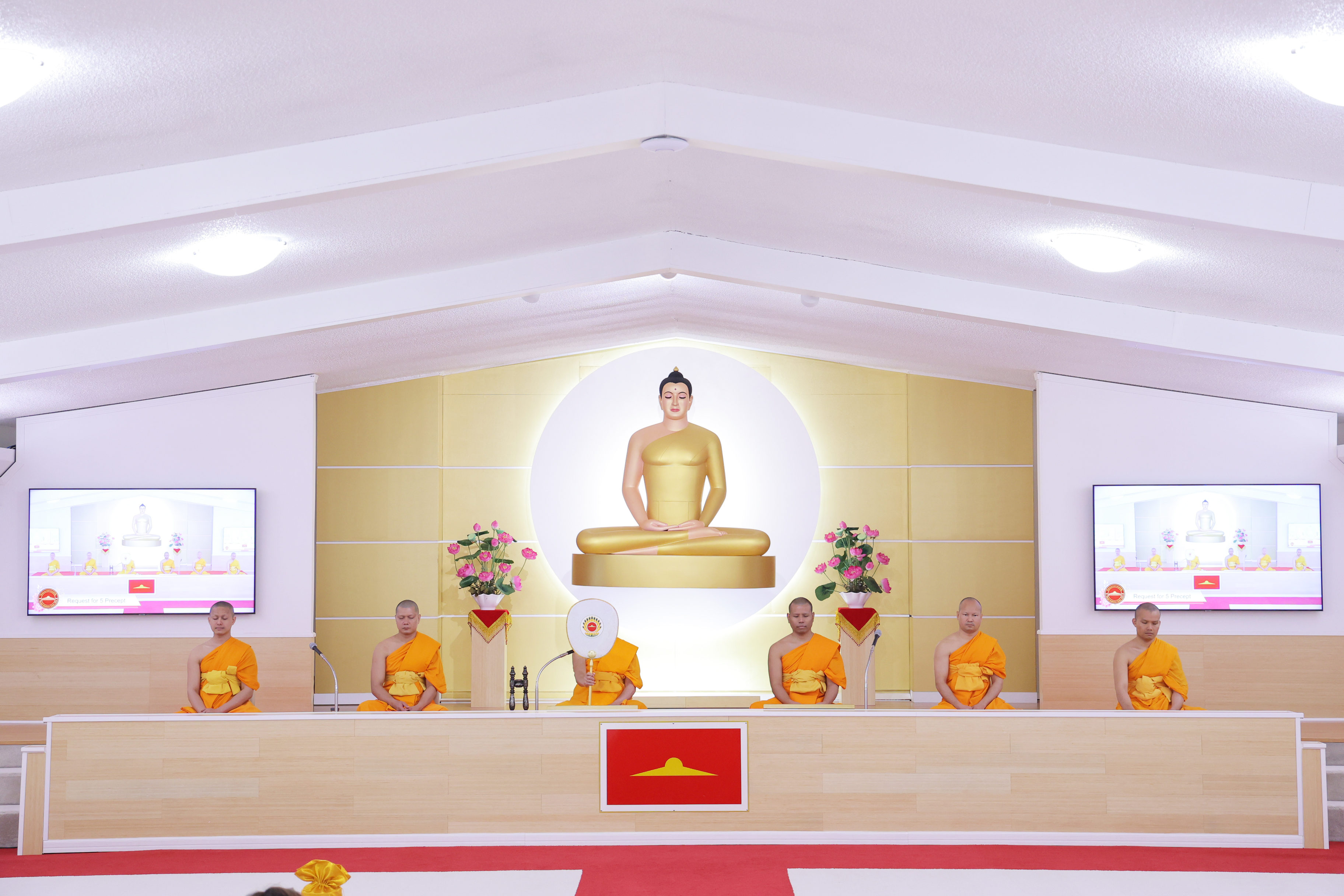 วัดพระธรรมกายจอร์เจีย จัดงานบุญวันอาทิตย์