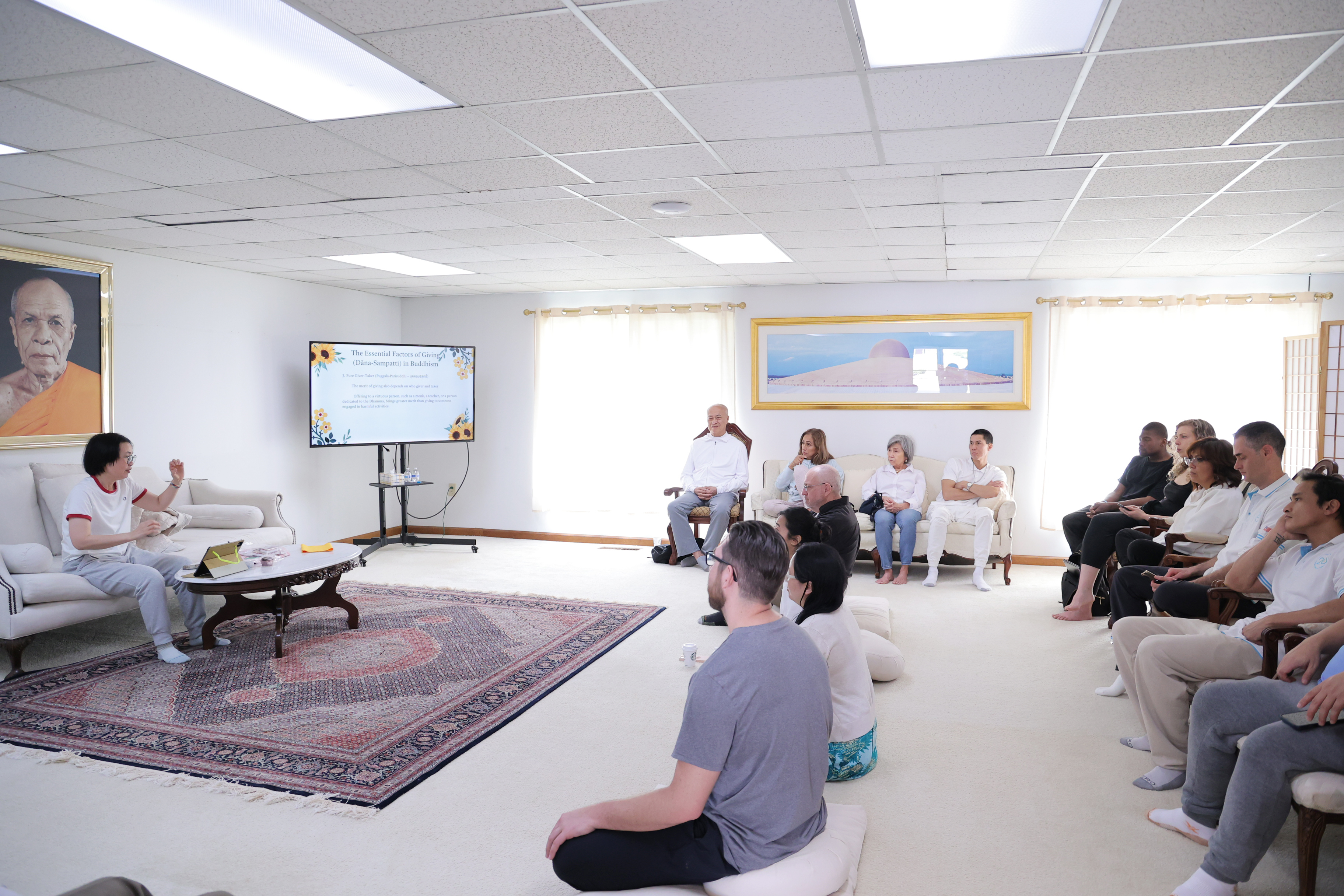 วัดพระธรรมกายจอร์เจีย จัดงานบุญวันอาทิตย์