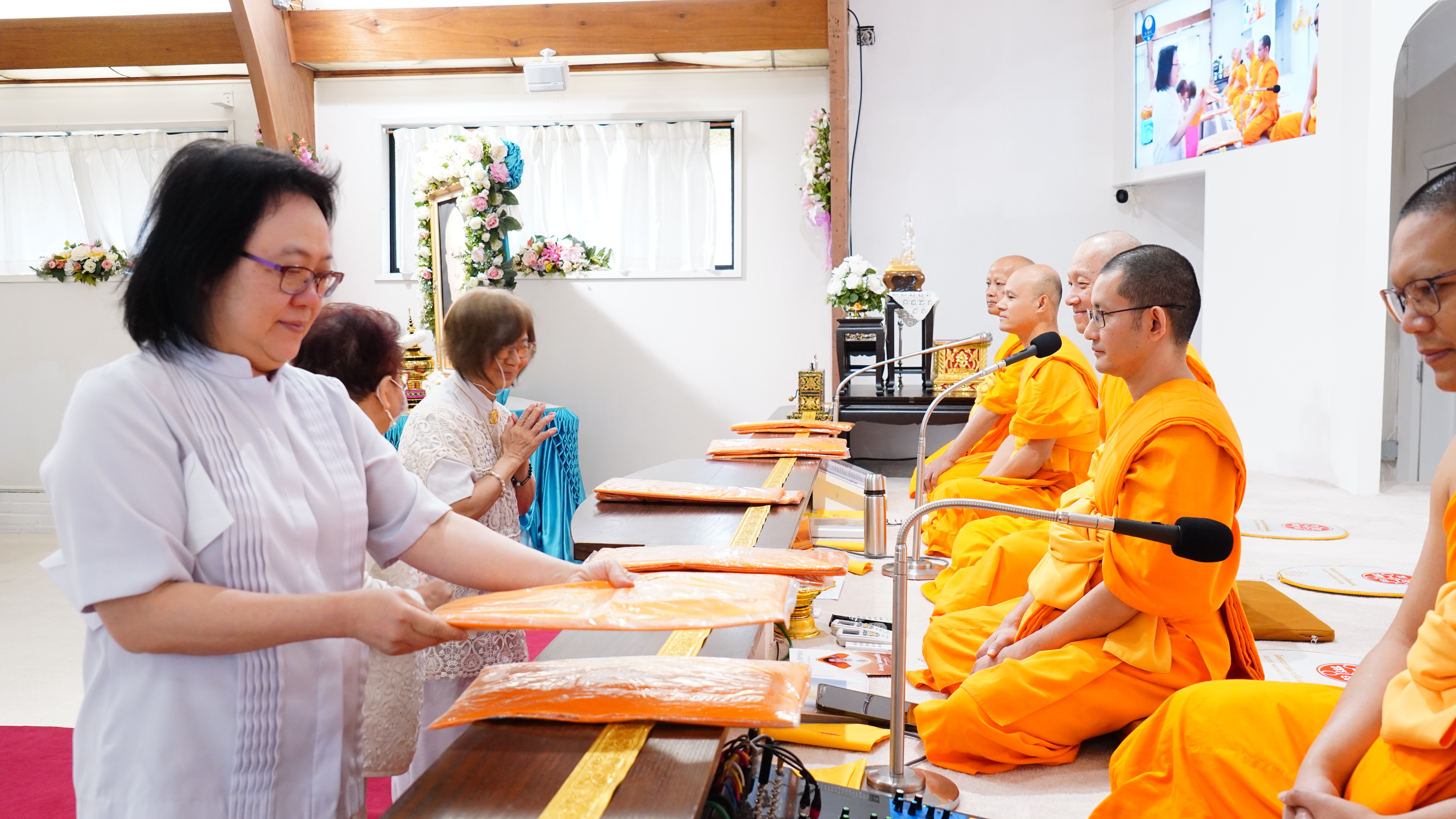 วัดพระธรรมกายซีแอตเติล จัดงานบุญวันอาทิตย์