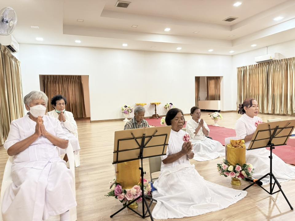 พิธีทอดผ้าป่าบำรุงศูนย์ ณ ธุดงคสถานพัฒนานิคม จ.ลพบุรี