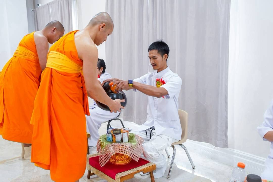 วัดพระธรรมกายปาล์มบีช จัดงานบุญวันอาทิตย์