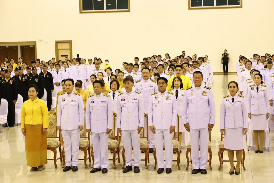 คณะศิษยานุศิษย์วัดพระธรรมกายร่วมพิธีถวายราชสดุดี เนื่องในวันจักรี เชิดชูพระมหากรุณาธิคุณแห่งราชวงศ์จักรี ณ จังหวัดปทุมธานี
