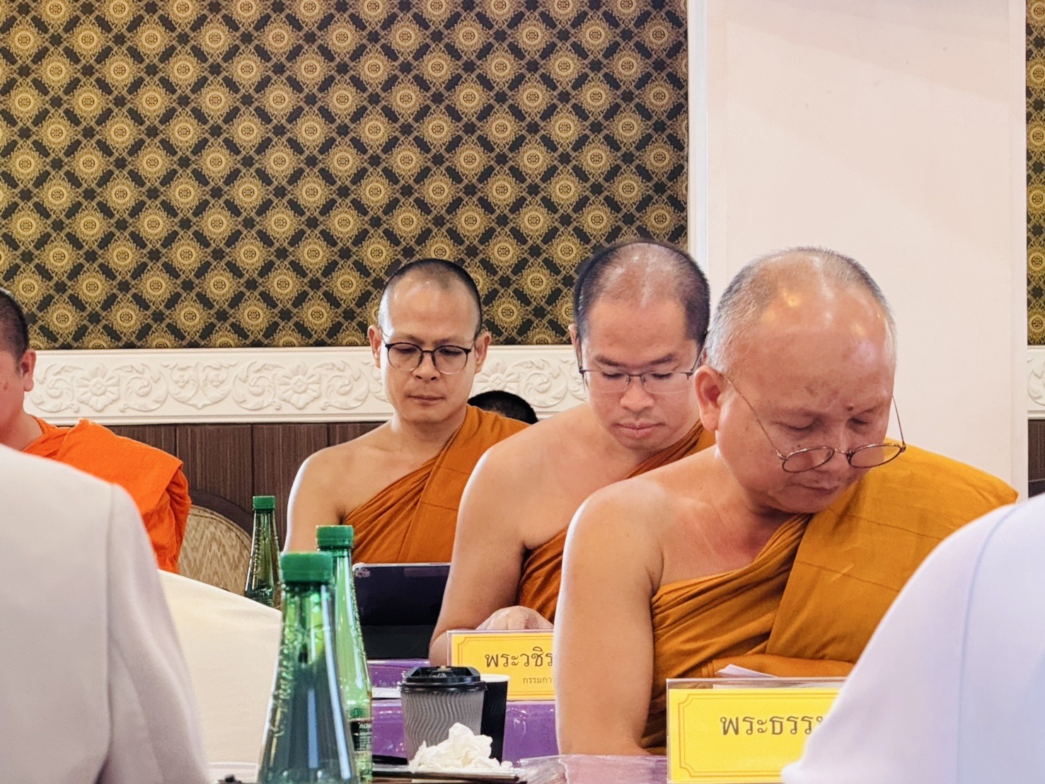 โครงการสืบสานงานพ่อ ต่อยอดทุนเล่าเรียนหลวงสำหรับพระสงฆ์ไทย