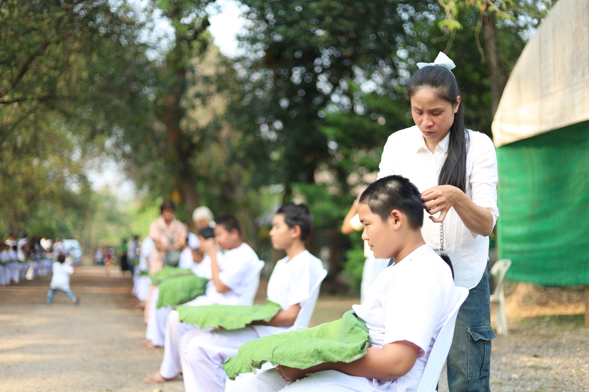 ธุดงคสถานพิษณุโลก จัดพิธีตัดปอยผม